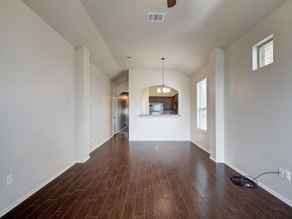 1520 Muirfield Bend Dr # B, Hutto, TX 78634