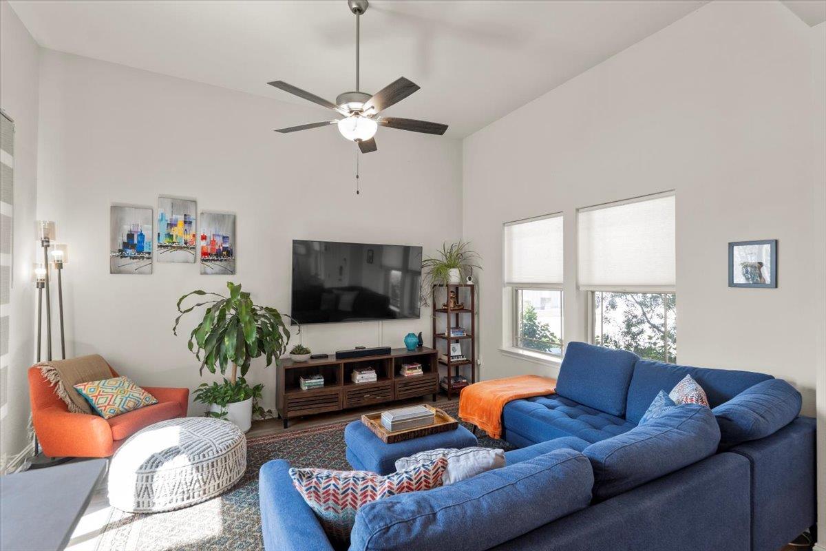 8000 Mellencamp Dr, Austin, TX 78744