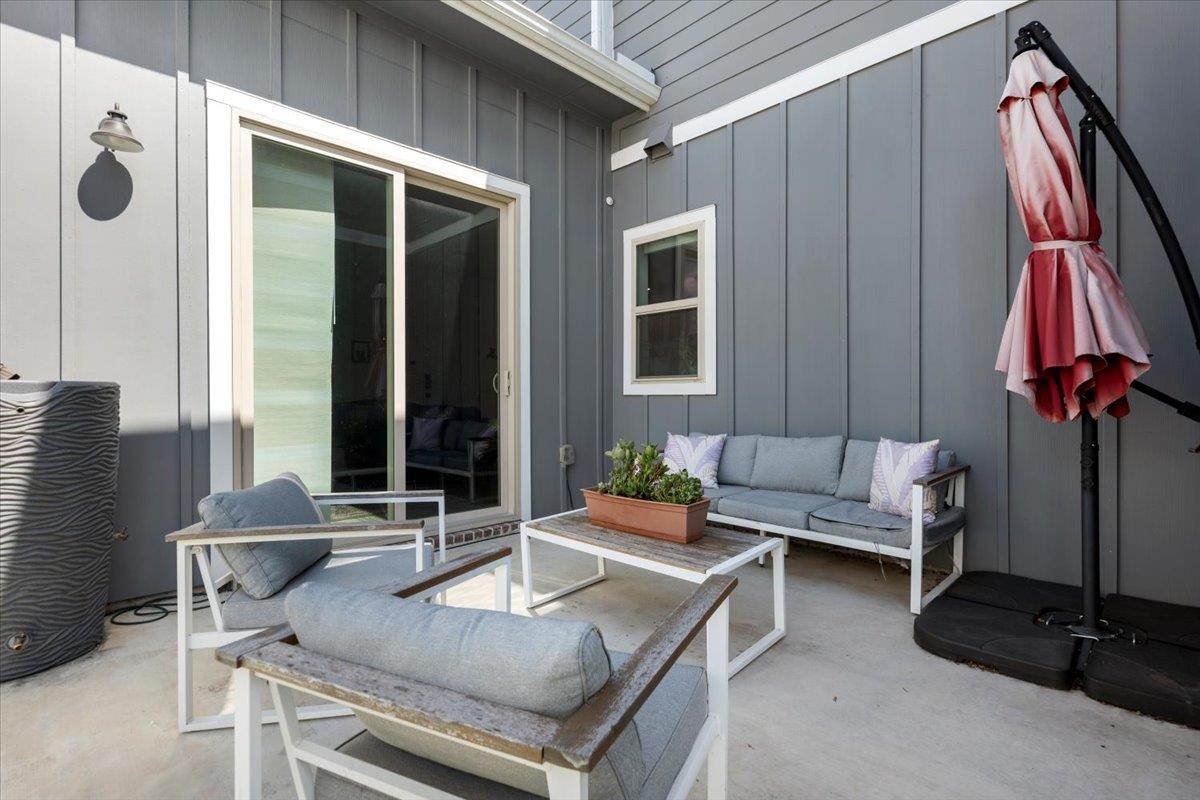 8000 Mellencamp Dr, Austin, TX 78744