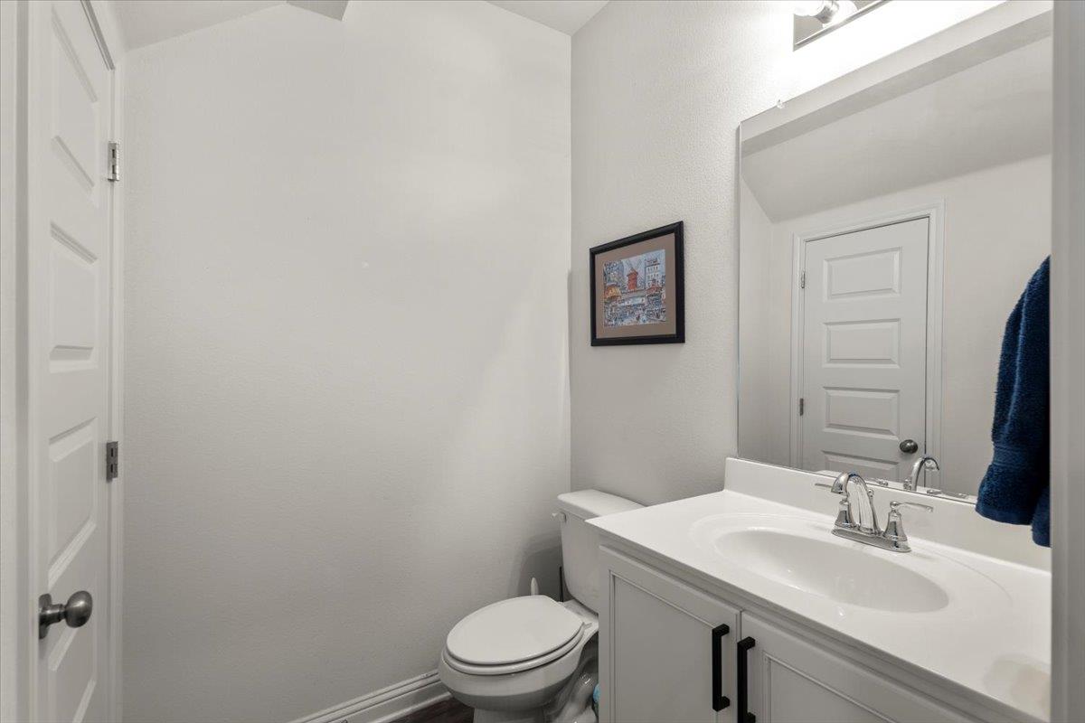 8000 Mellencamp Dr, Austin, TX 78744