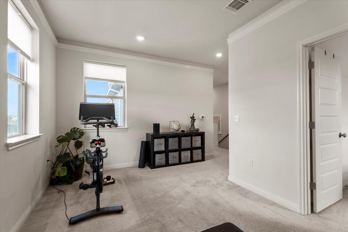 8000 Mellencamp Dr, Austin, TX 78744