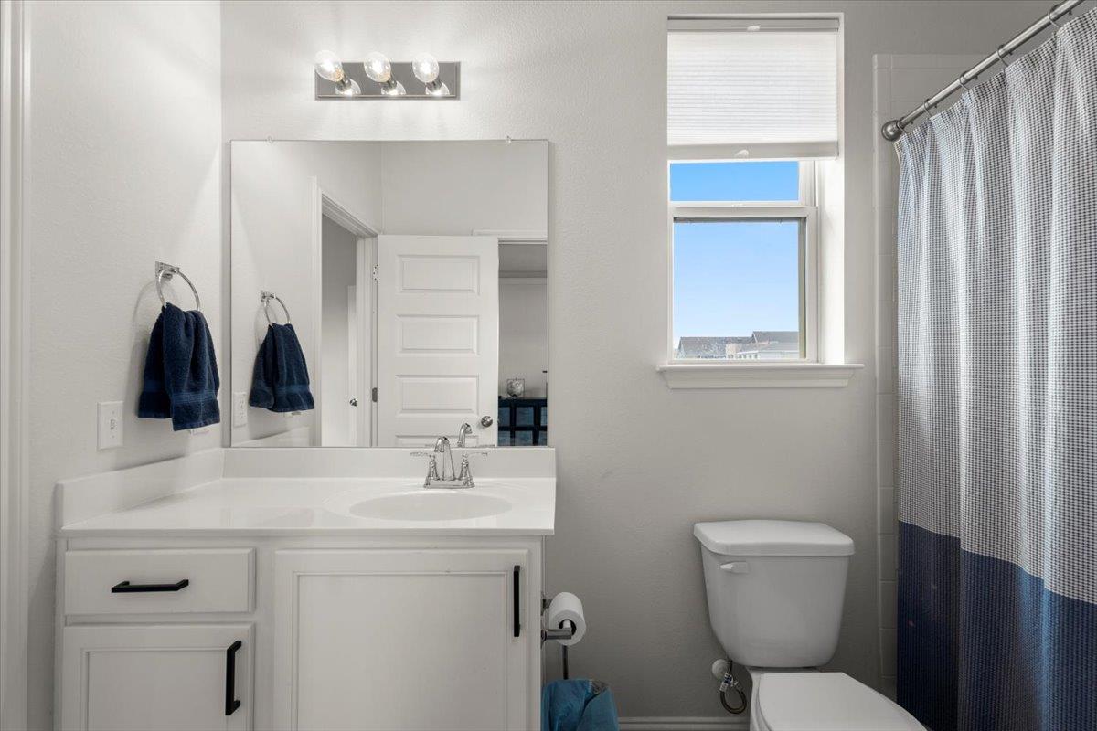 8000 Mellencamp Dr, Austin, TX 78744