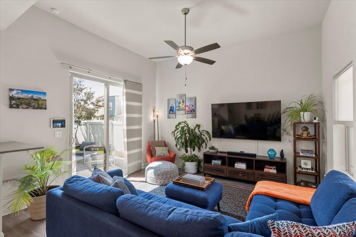 8000 Mellencamp Dr, Austin, TX 78744