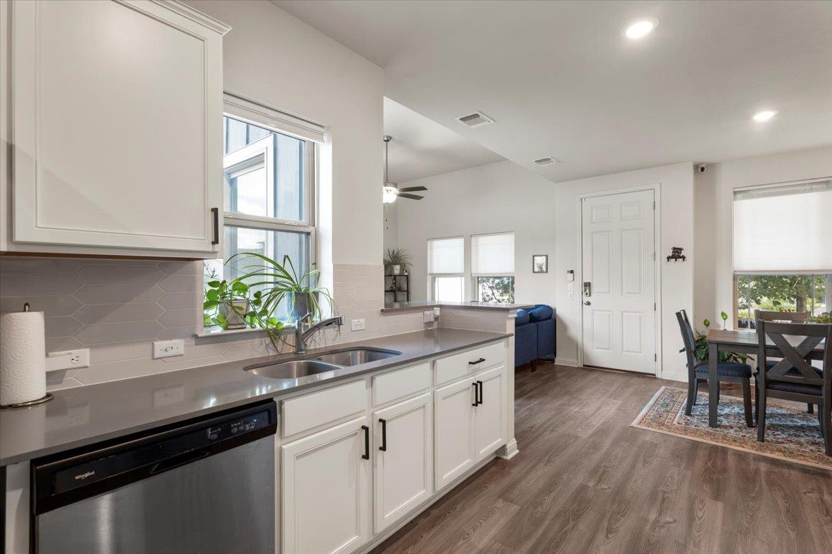 8000 Mellencamp Dr, Austin, TX 78744