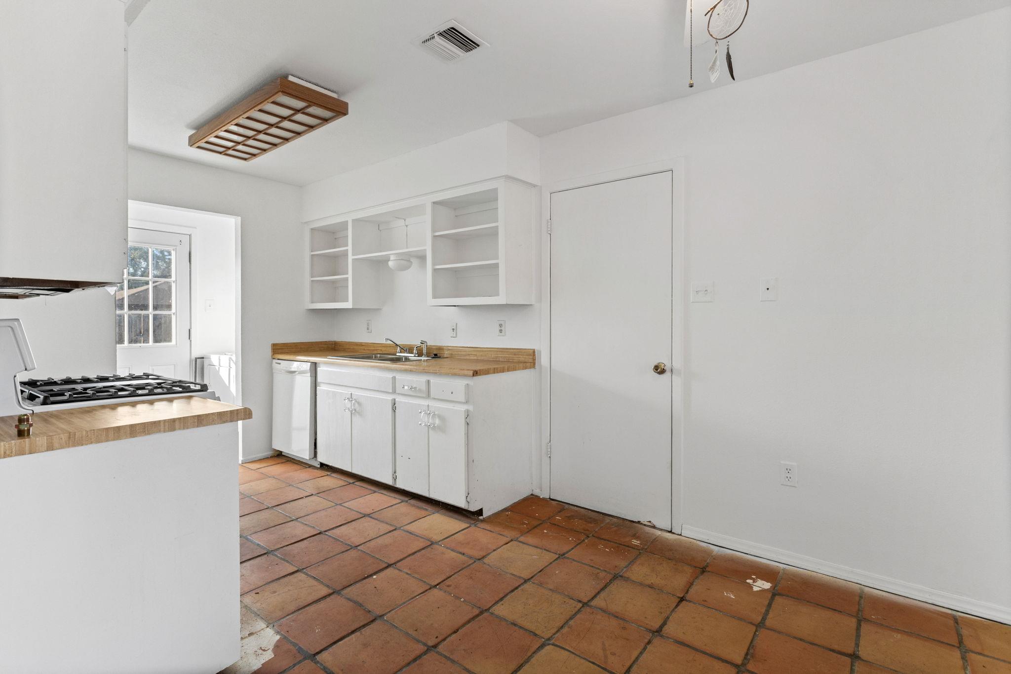 112 Bramblewood Cir, Cibolo, TX 78108