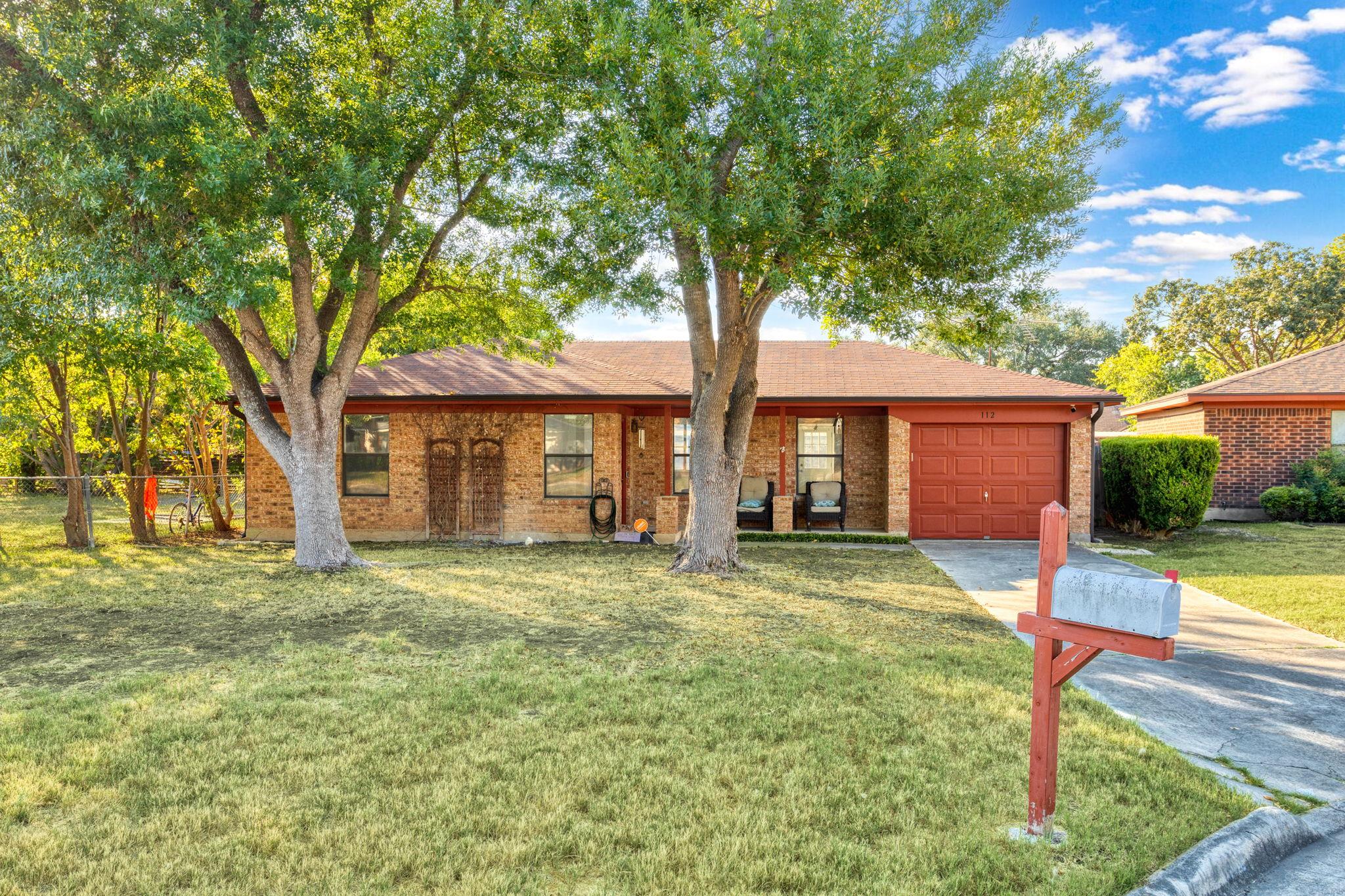 112 Bramblewood Cir, Cibolo, TX 78108