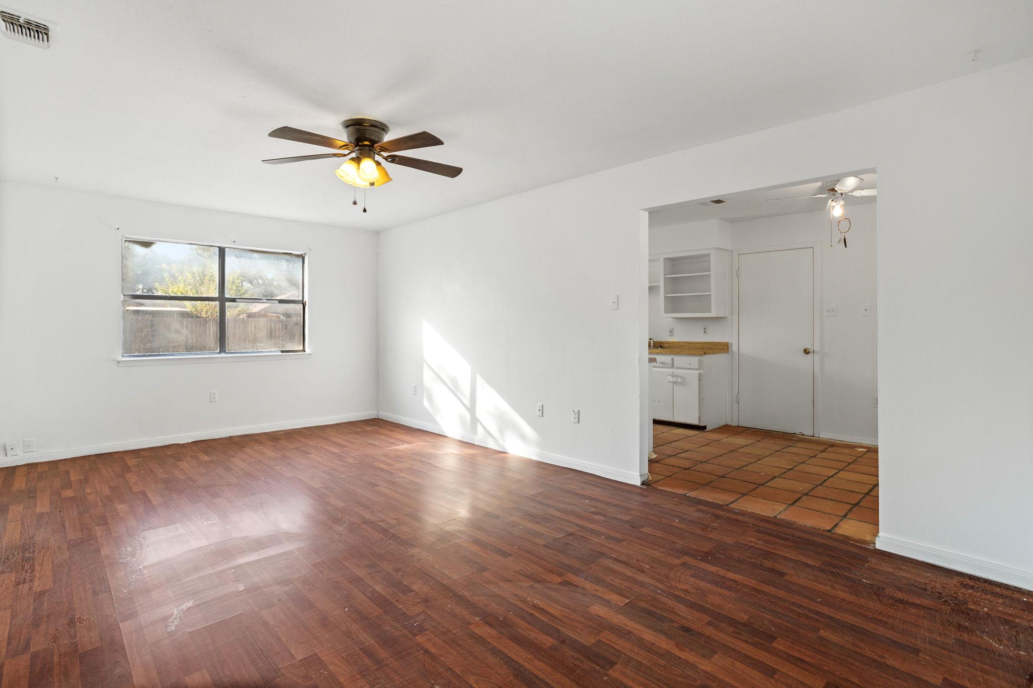 112 Bramblewood Cir, Cibolo, TX 78108