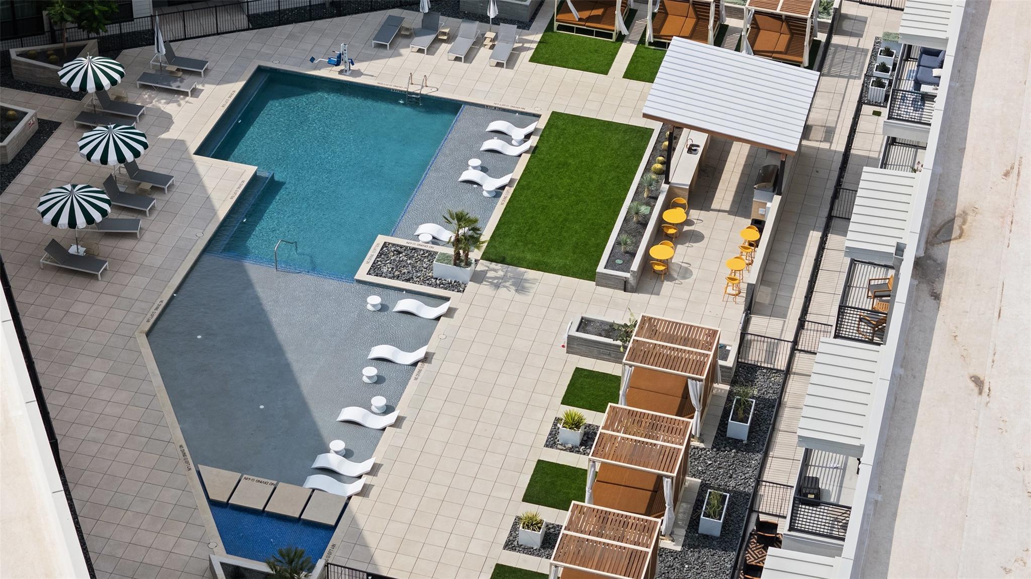 1701 Simond Ave # 206, Austin, TX 78723