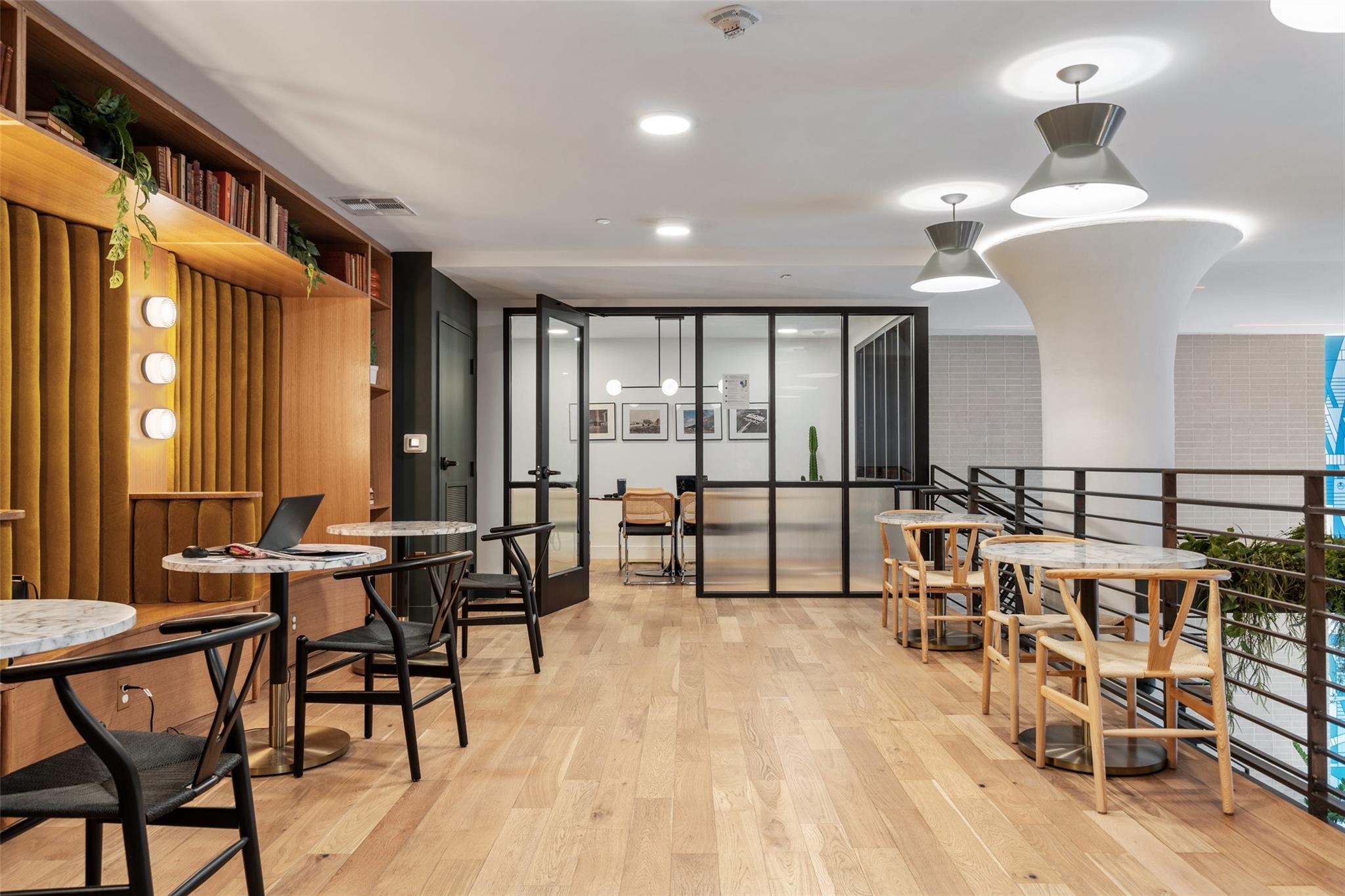 1701 Simond Ave # 206, Austin, TX 78723