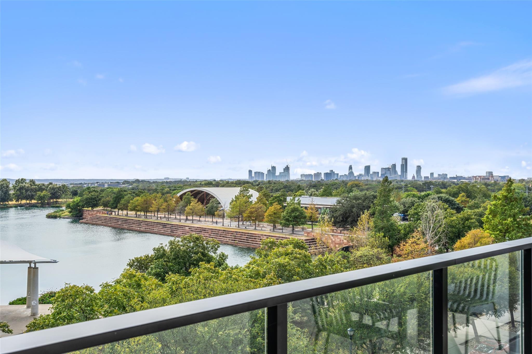 1701 Simond Ave # 206, Austin, TX 78723