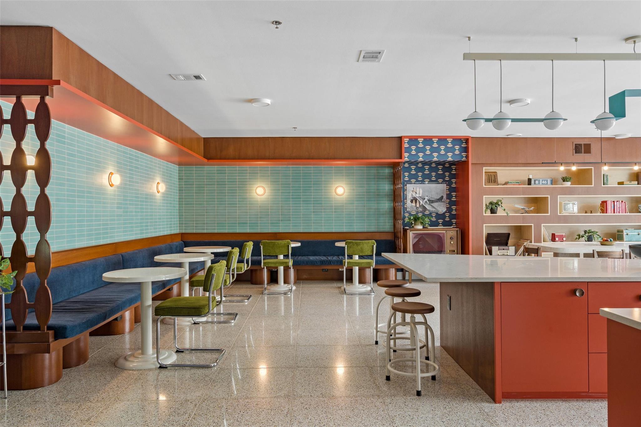 1701 Simond Ave # 206, Austin, TX 78723