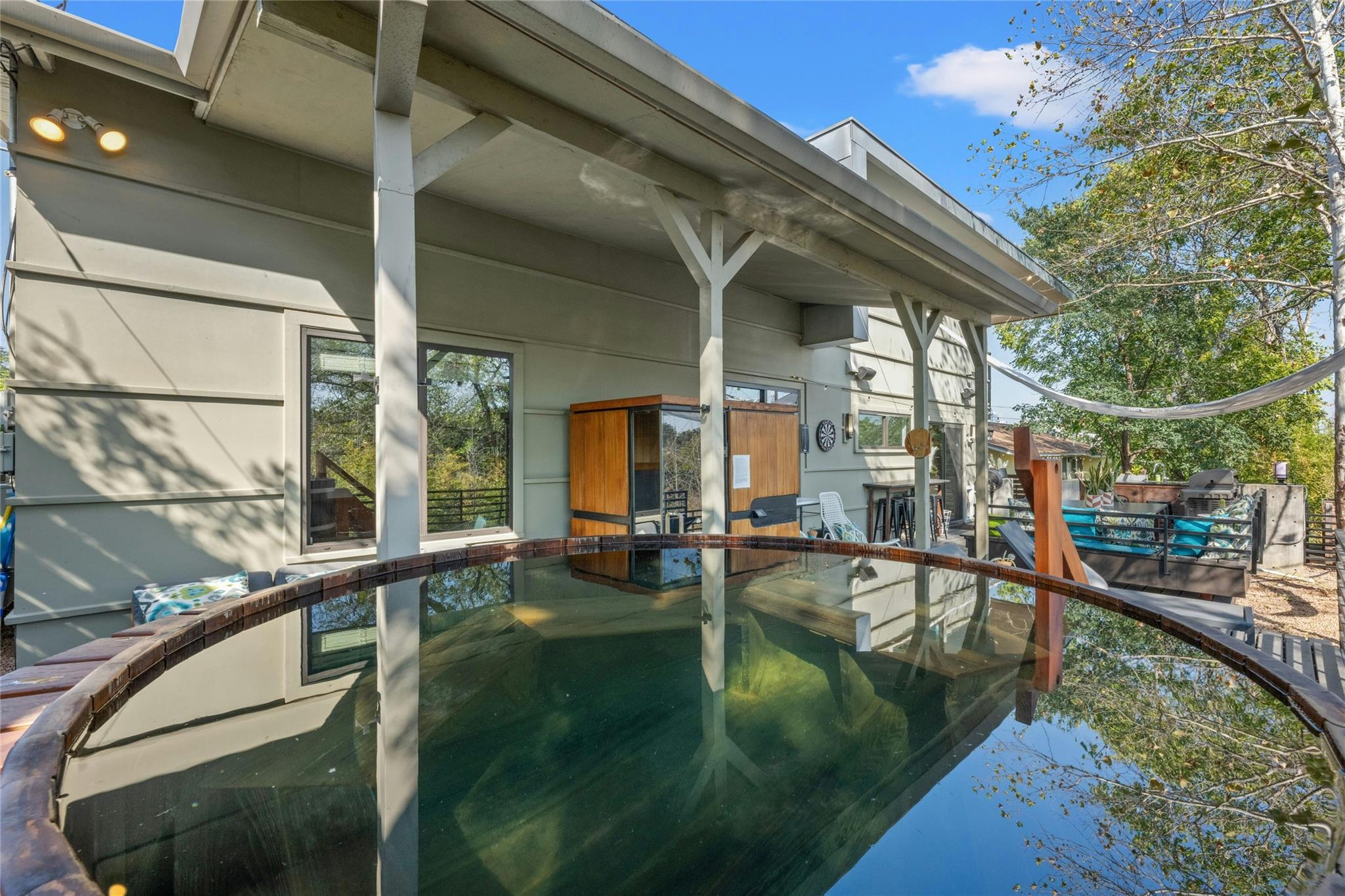 2409 East Side Dr, Austin, TX 78704