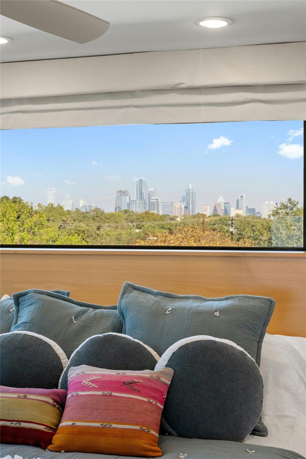 2409 East Side Dr, Austin, TX 78704