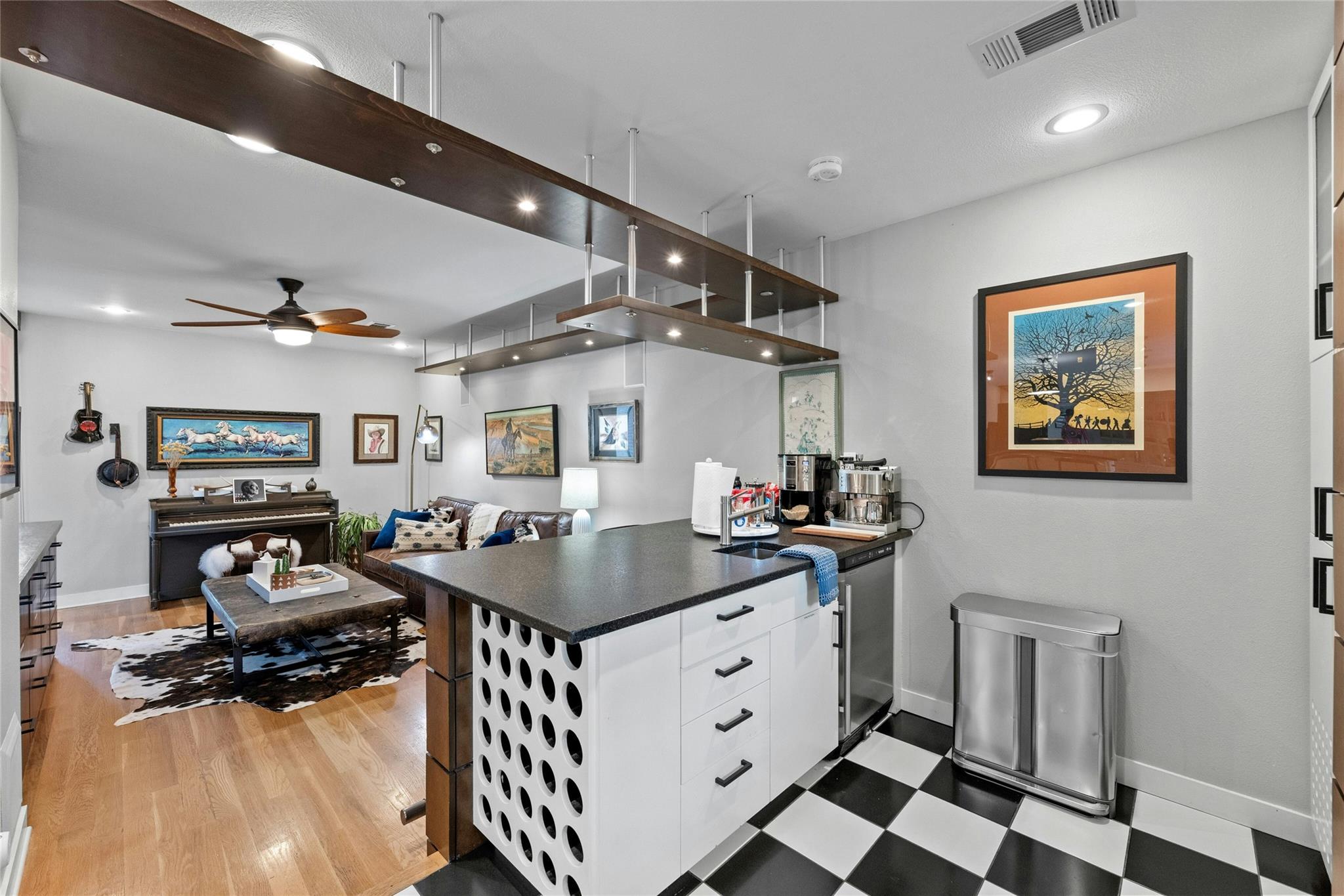 2409 East Side Dr, Austin, TX 78704