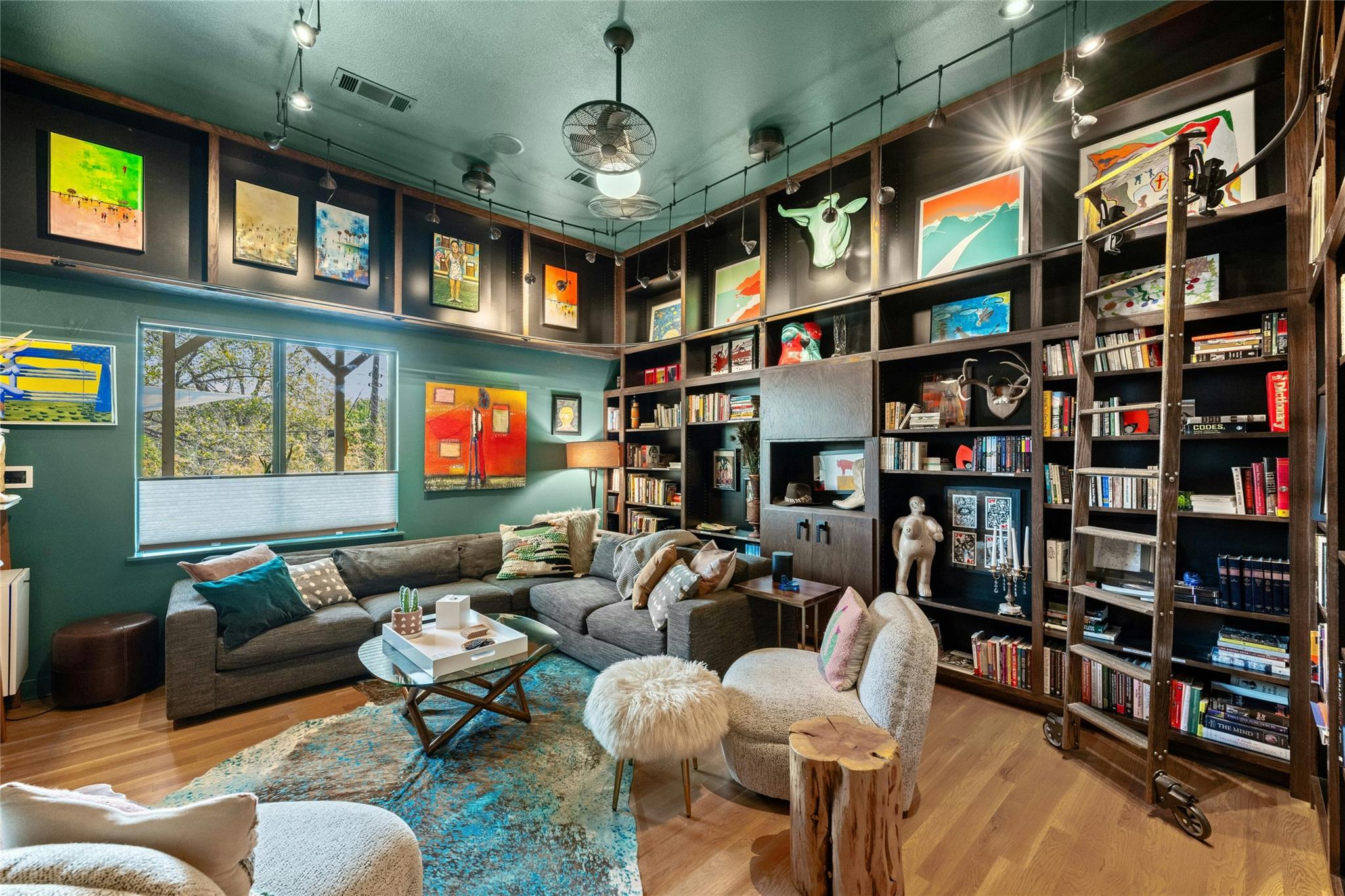 2409 East Side Dr, Austin, TX 78704