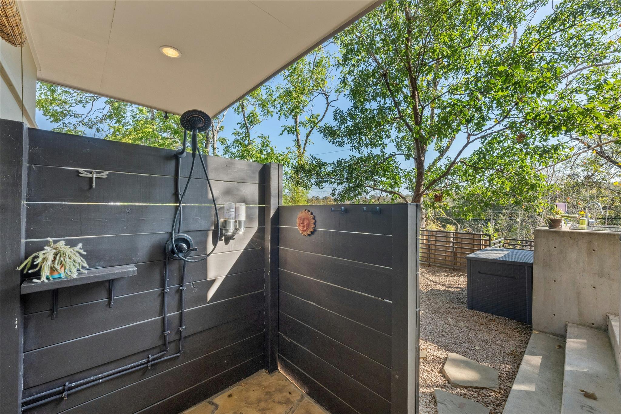 2409 East Side Dr, Austin, TX 78704