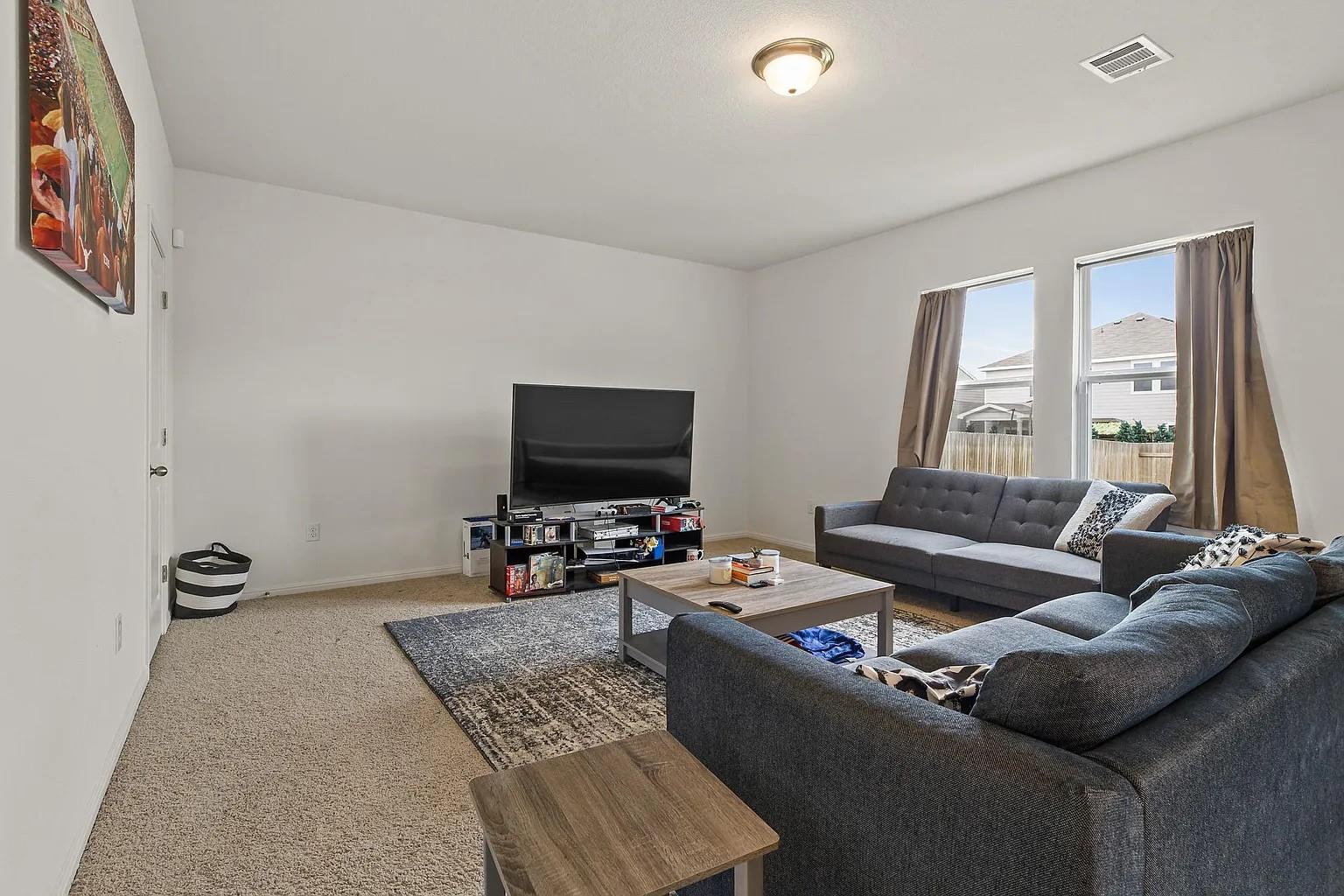 19605 Caymus Dr, Pflugerville, TX 78660