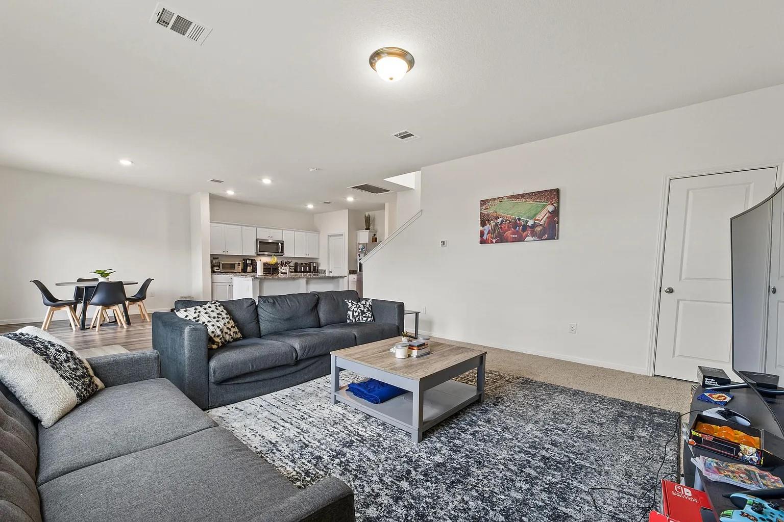 19605 Caymus Dr, Pflugerville, TX 78660