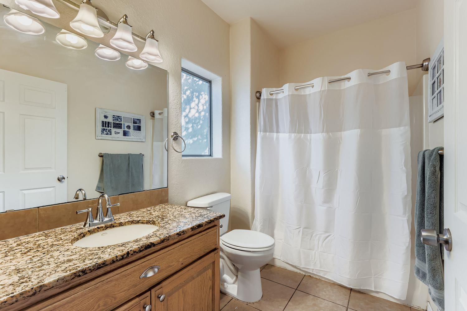 118 Santa Fe Rdg, Seguin, TX 78155