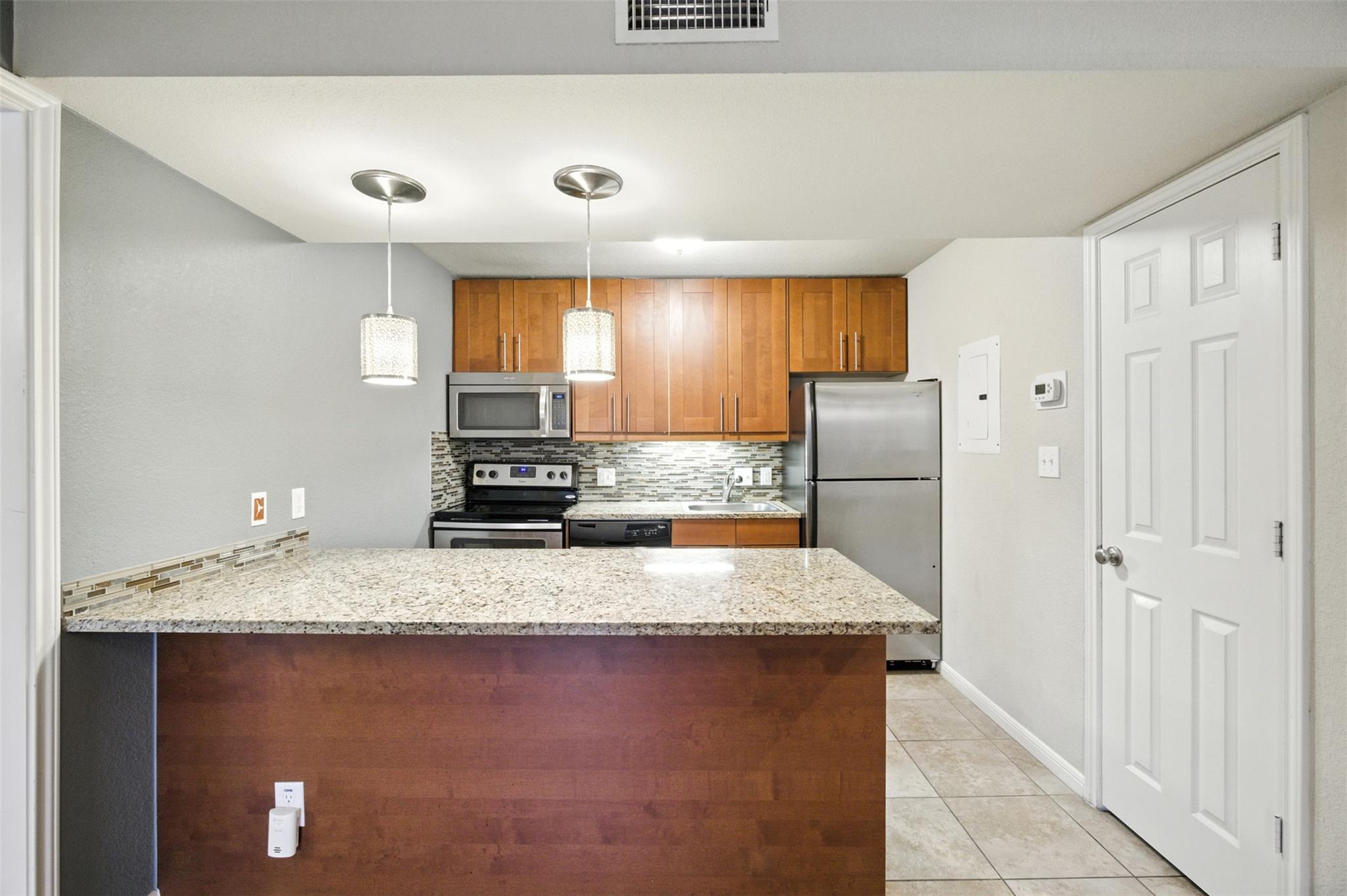 7685 Northcross Dr # 1028, Austin, TX 78757