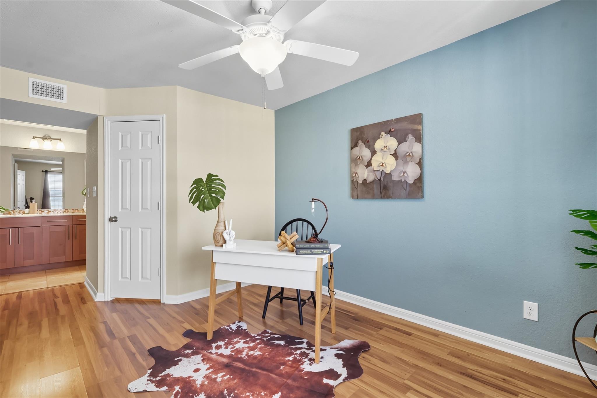 7685 Northcross Dr # 1028, Austin, TX 78757