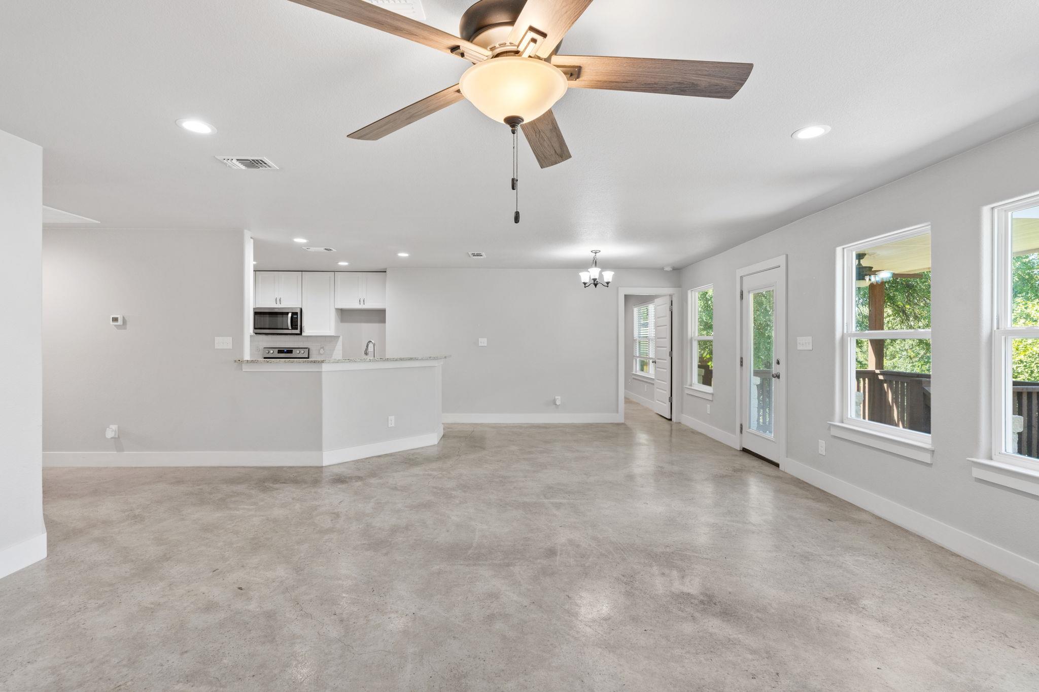 117 Primrose Ln, Marble Falls, TX 78654