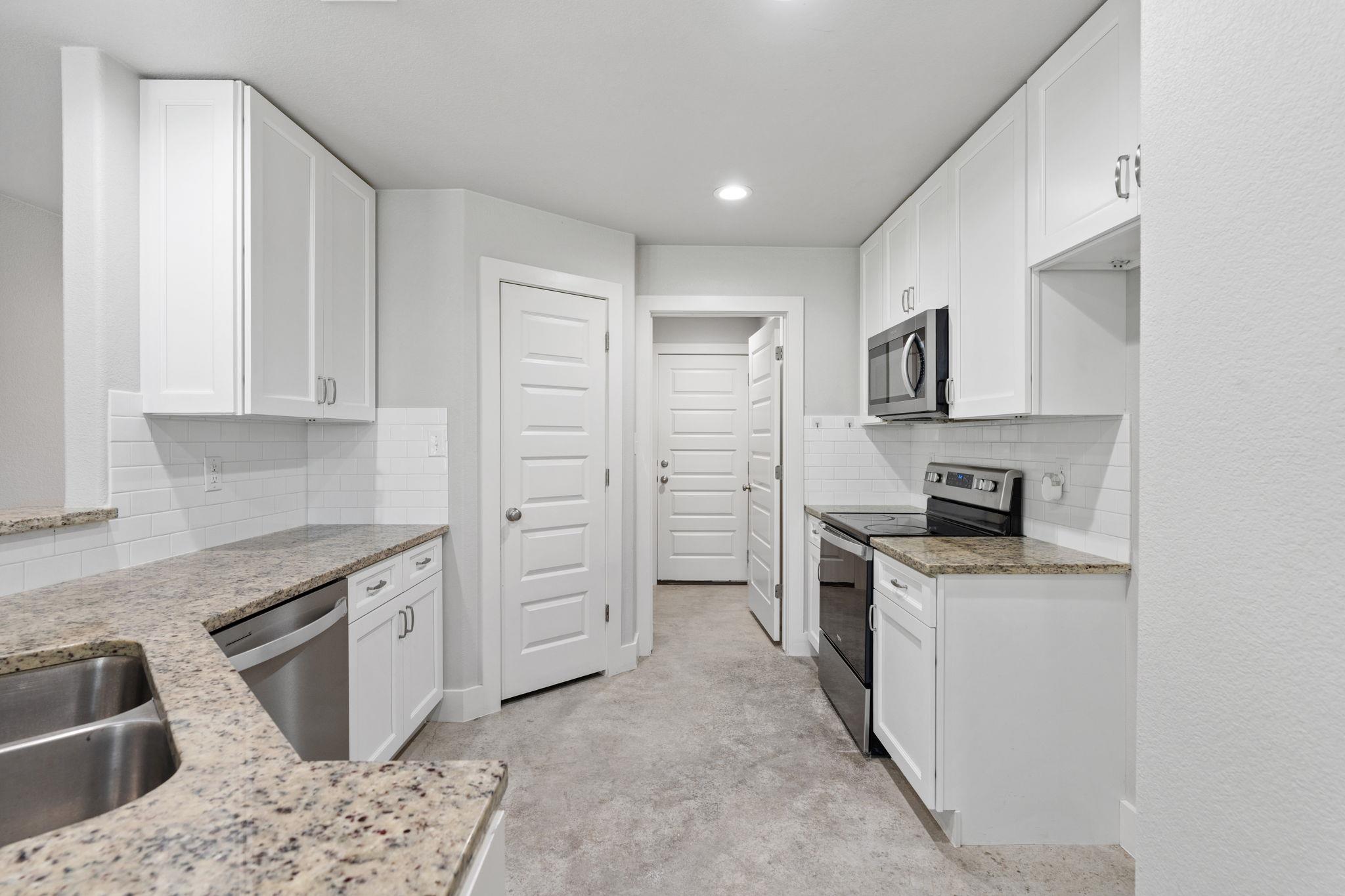 117 Primrose Ln, Marble Falls, TX 78654