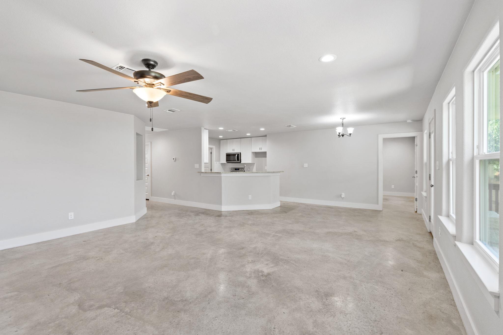 117 Primrose Ln, Marble Falls, TX 78654