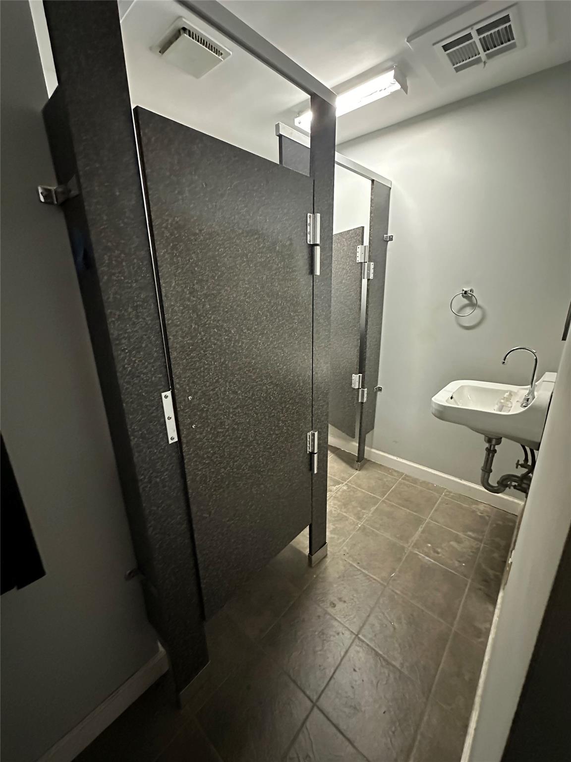 8862 W U S HY 290 Highway W, Austin, TX 78736