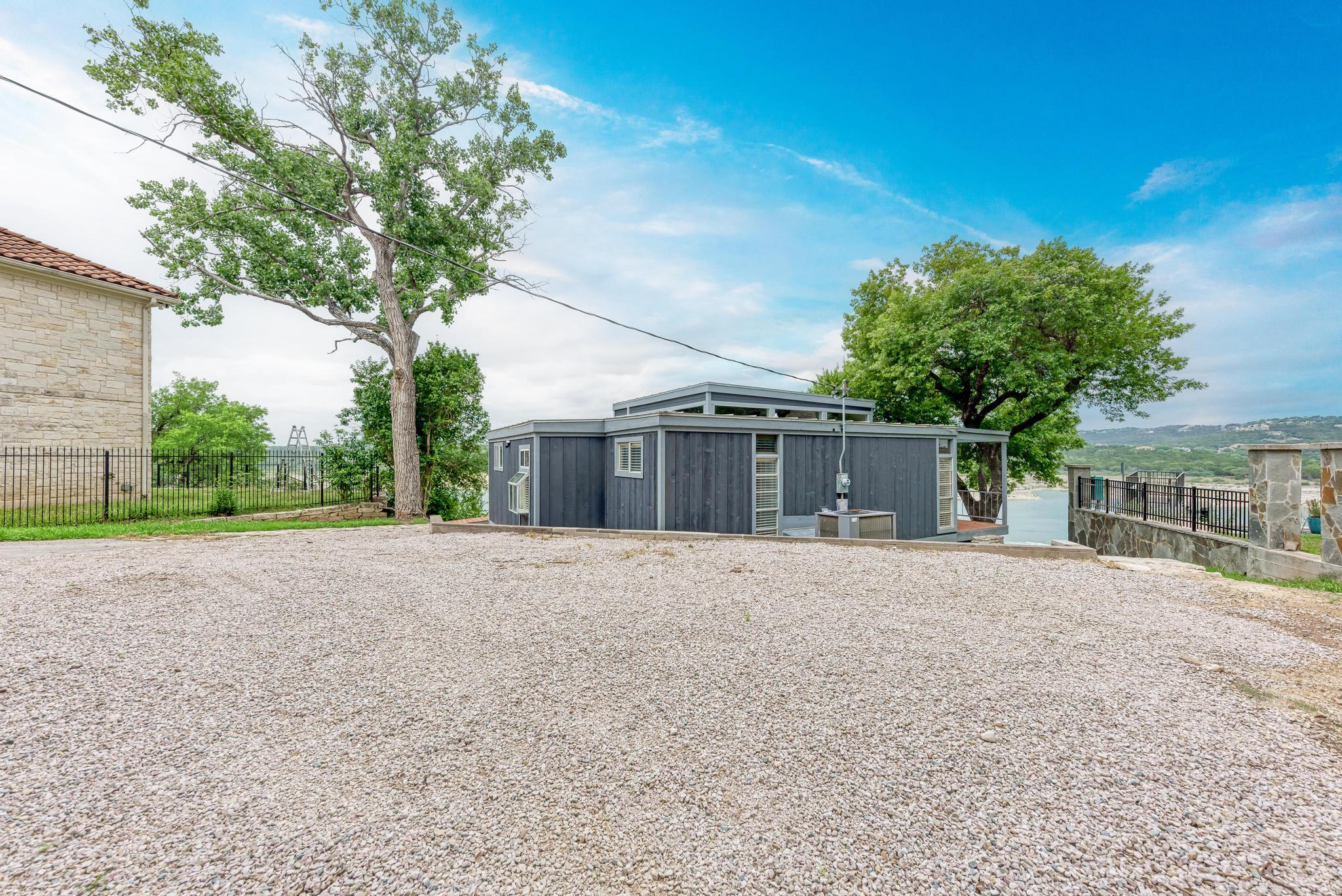 8130 JOY Rd, Volente, TX 78641