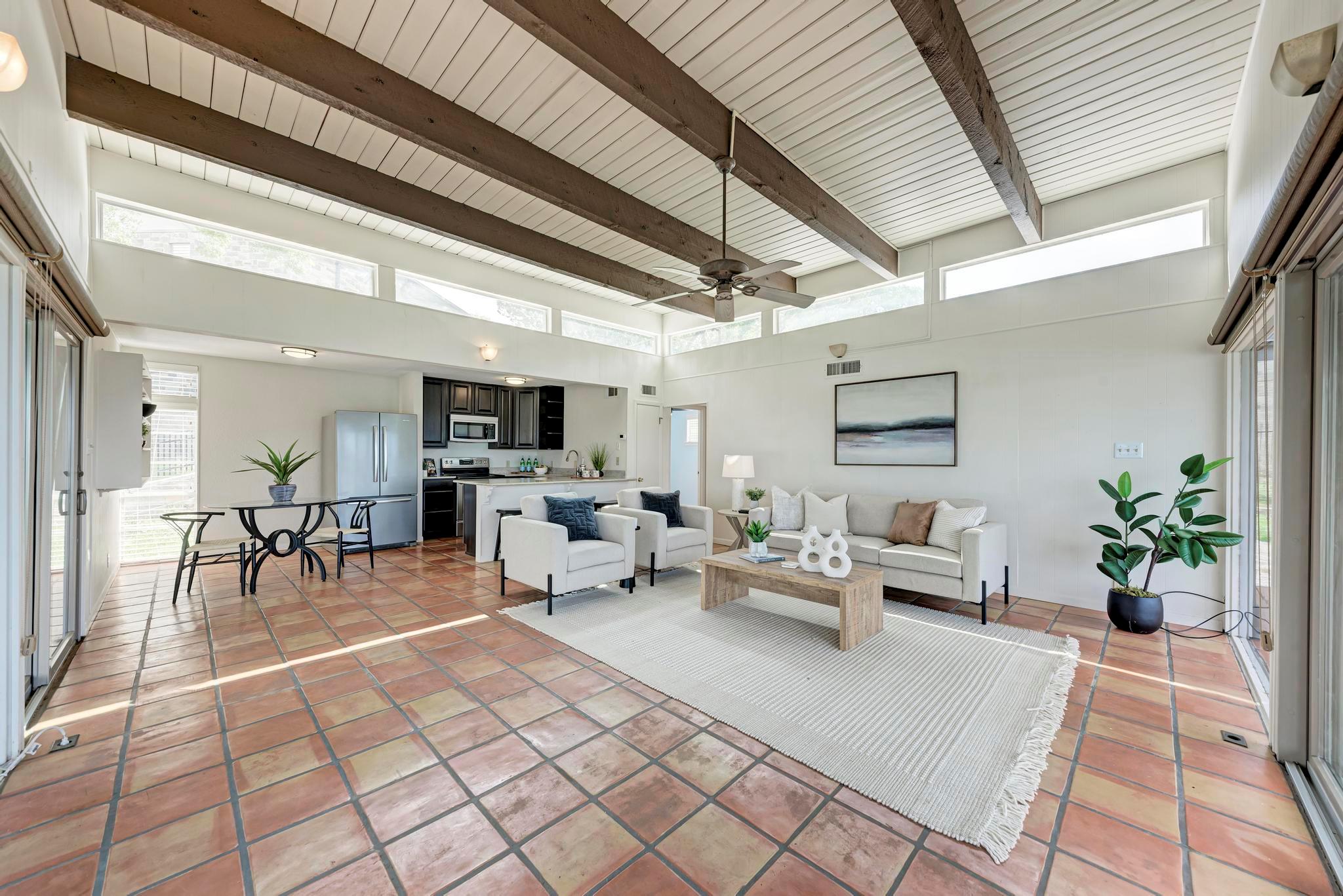 8130 JOY Rd, Volente, TX 78641