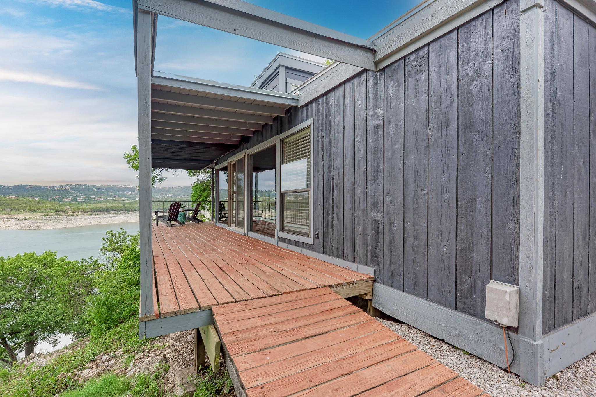 8130 JOY Rd, Volente, TX 78641