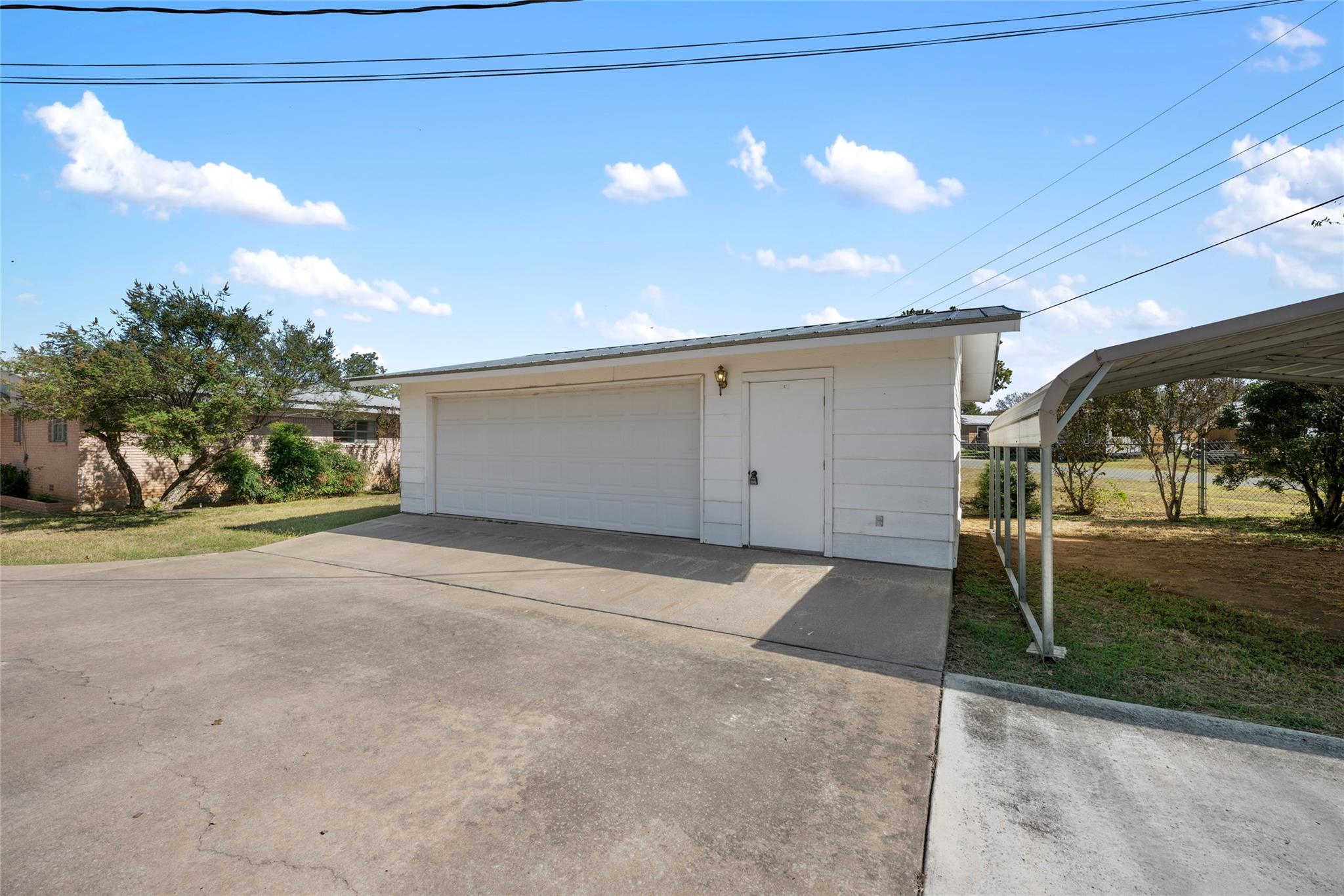 658 Golden Beach Dr, Buchanan Dam, TX 78609