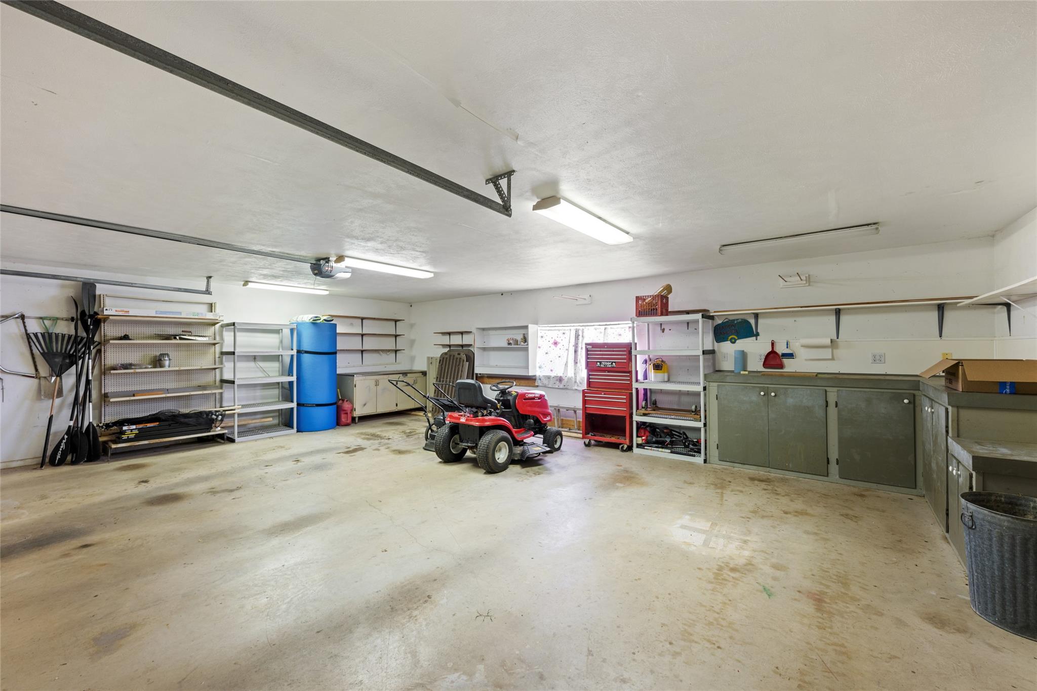 658 Golden Beach Dr, Buchanan Dam, TX 78609