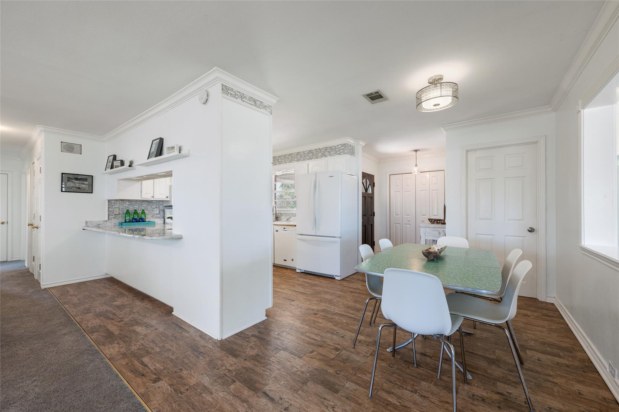 658 Golden Beach Dr, Buchanan Dam, TX 78609