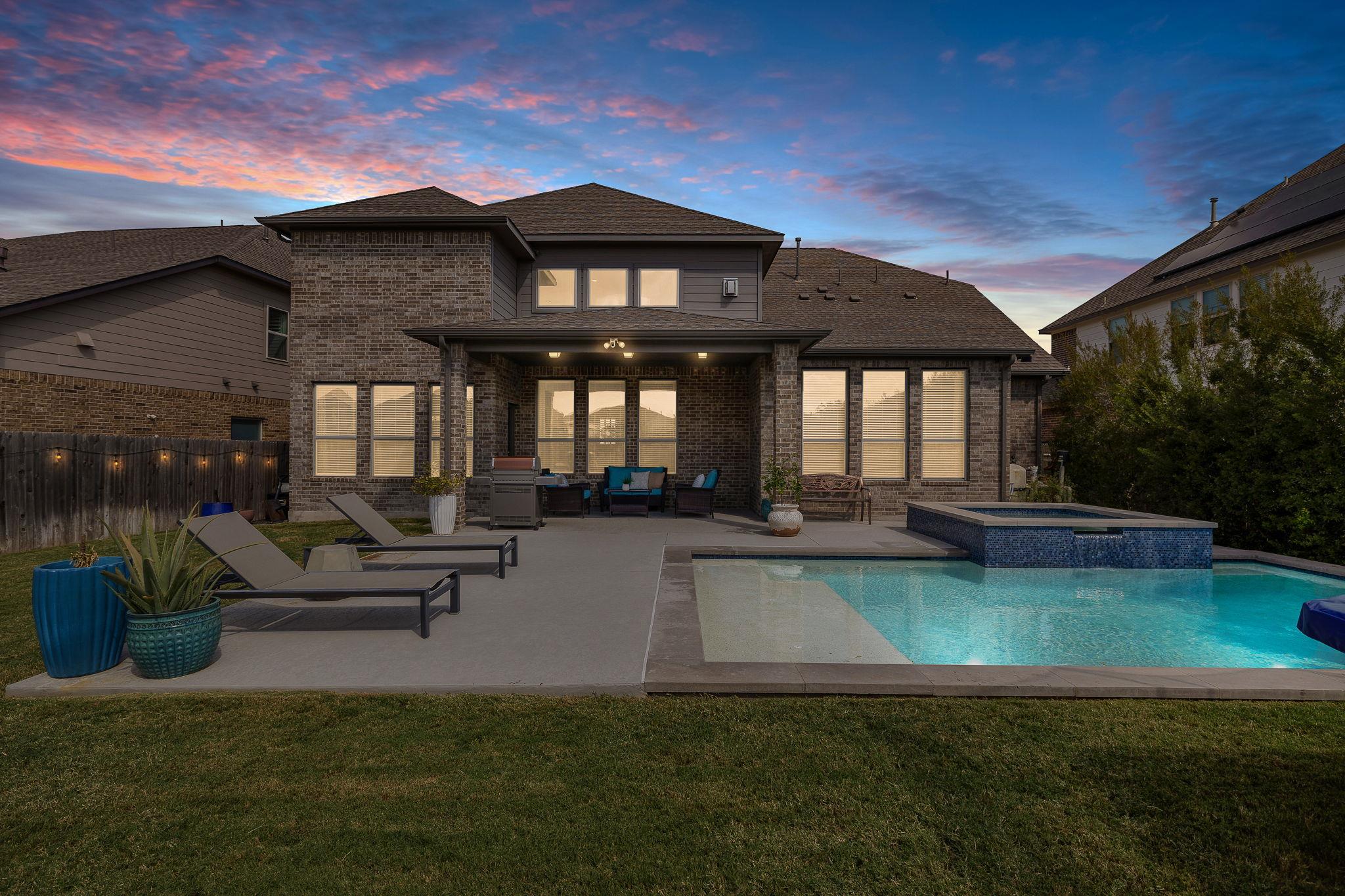 504 Leon Loop, Liberty Hill, TX 78642