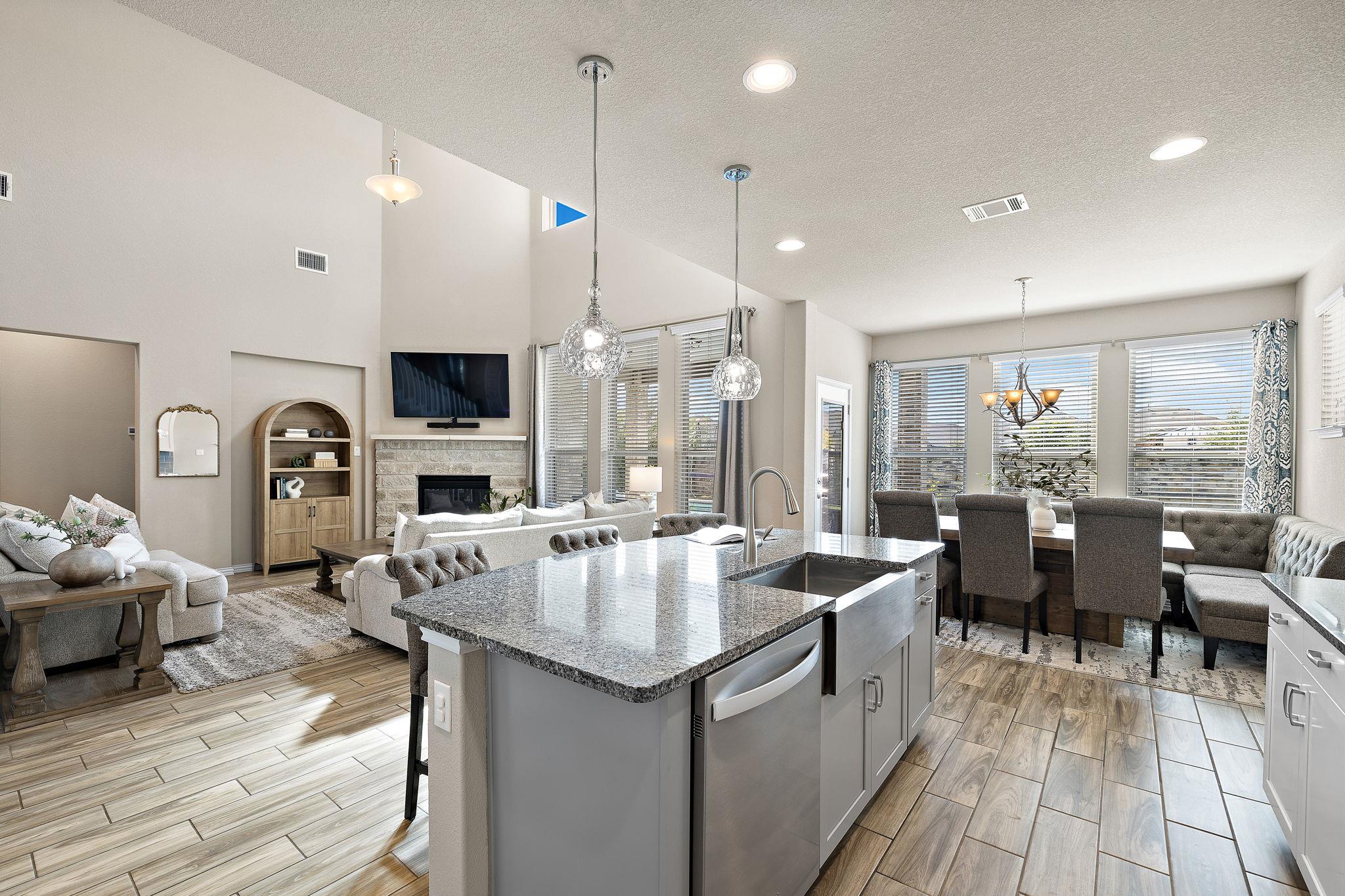 504 Leon Loop, Liberty Hill, TX 78642