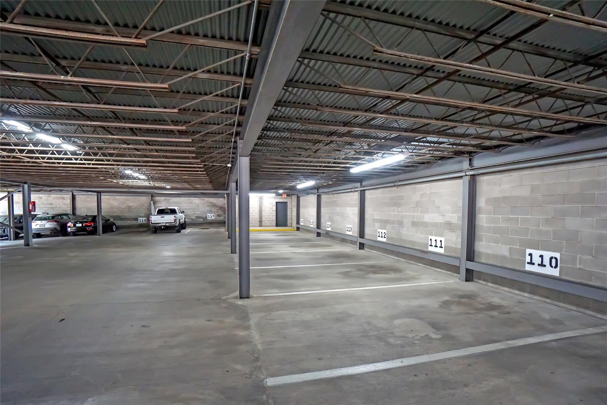 1212 Guadalupe St # 1004, Austin, TX 78701