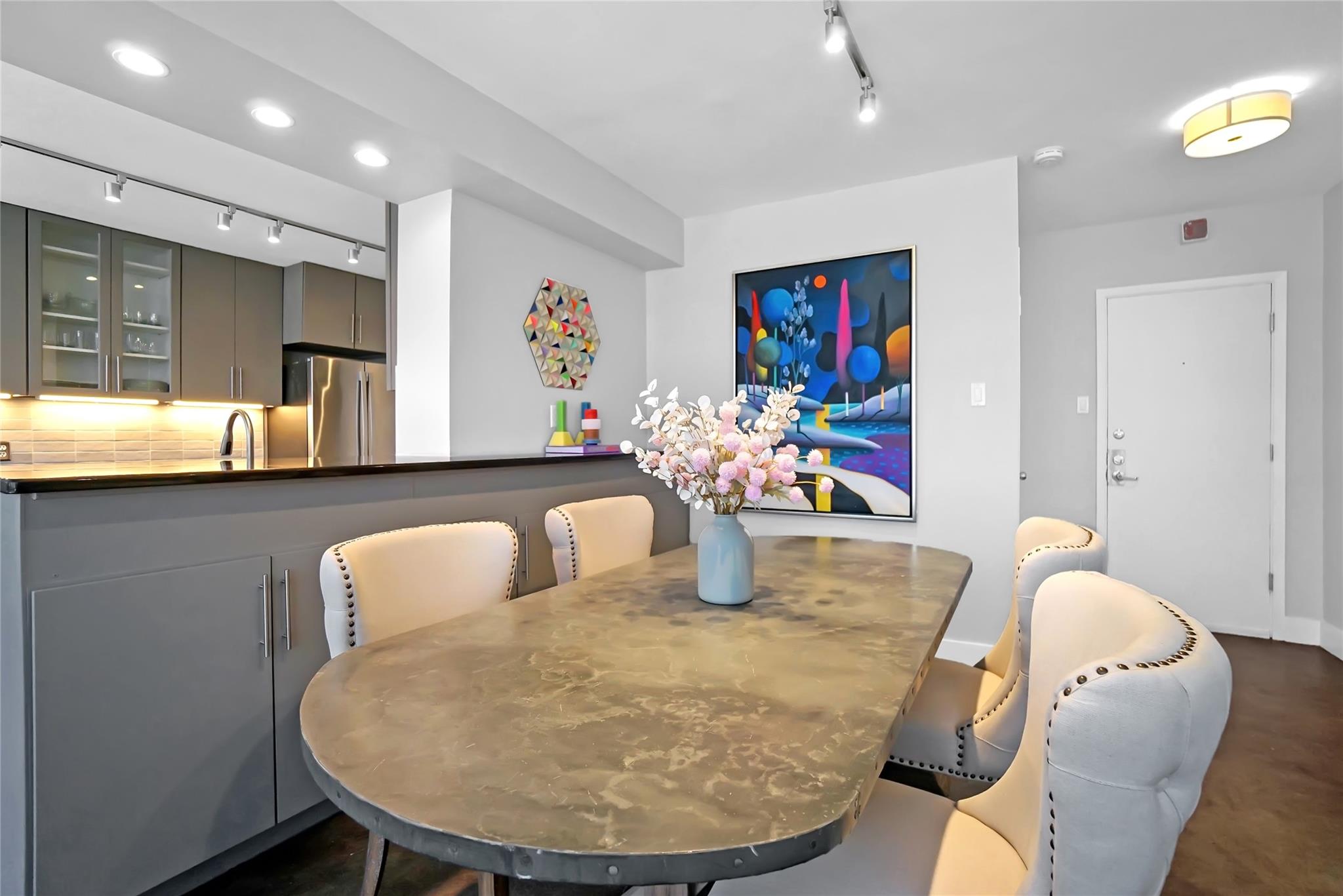 1212 Guadalupe St # 1004, Austin, TX 78701