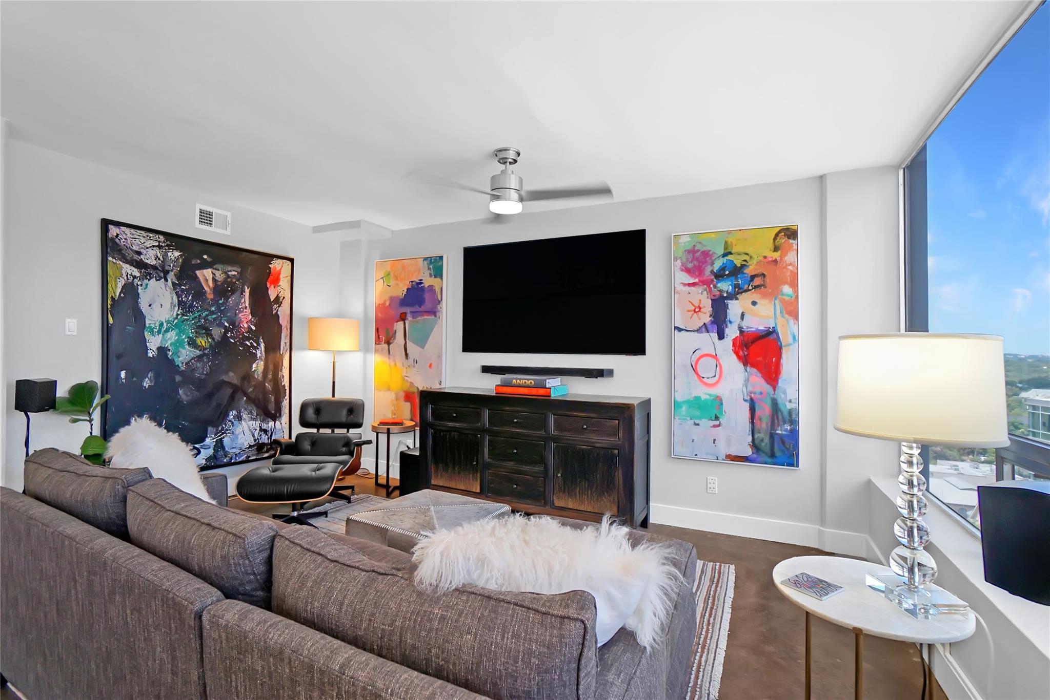 1212 Guadalupe St # 1004, Austin, TX 78701