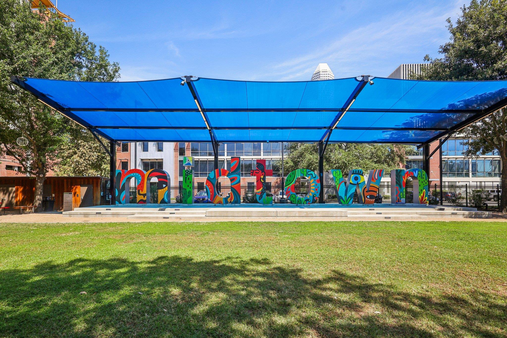 1106 Oneil St, Houston, TX 77019