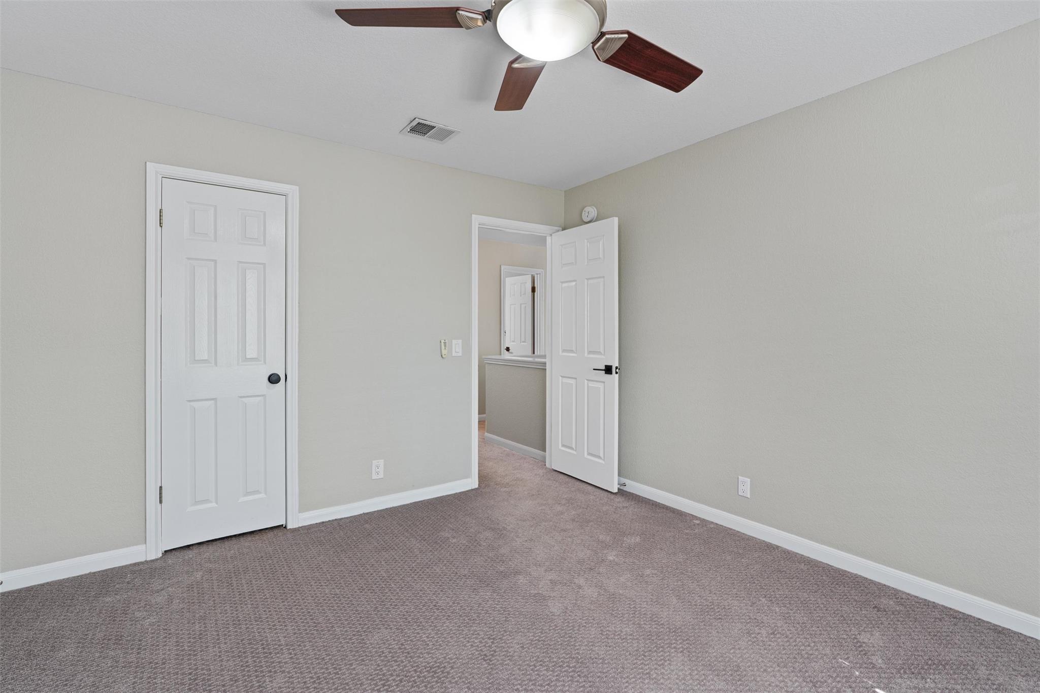 8340 Liberty Walk Dr, Round Rock, TX 78681