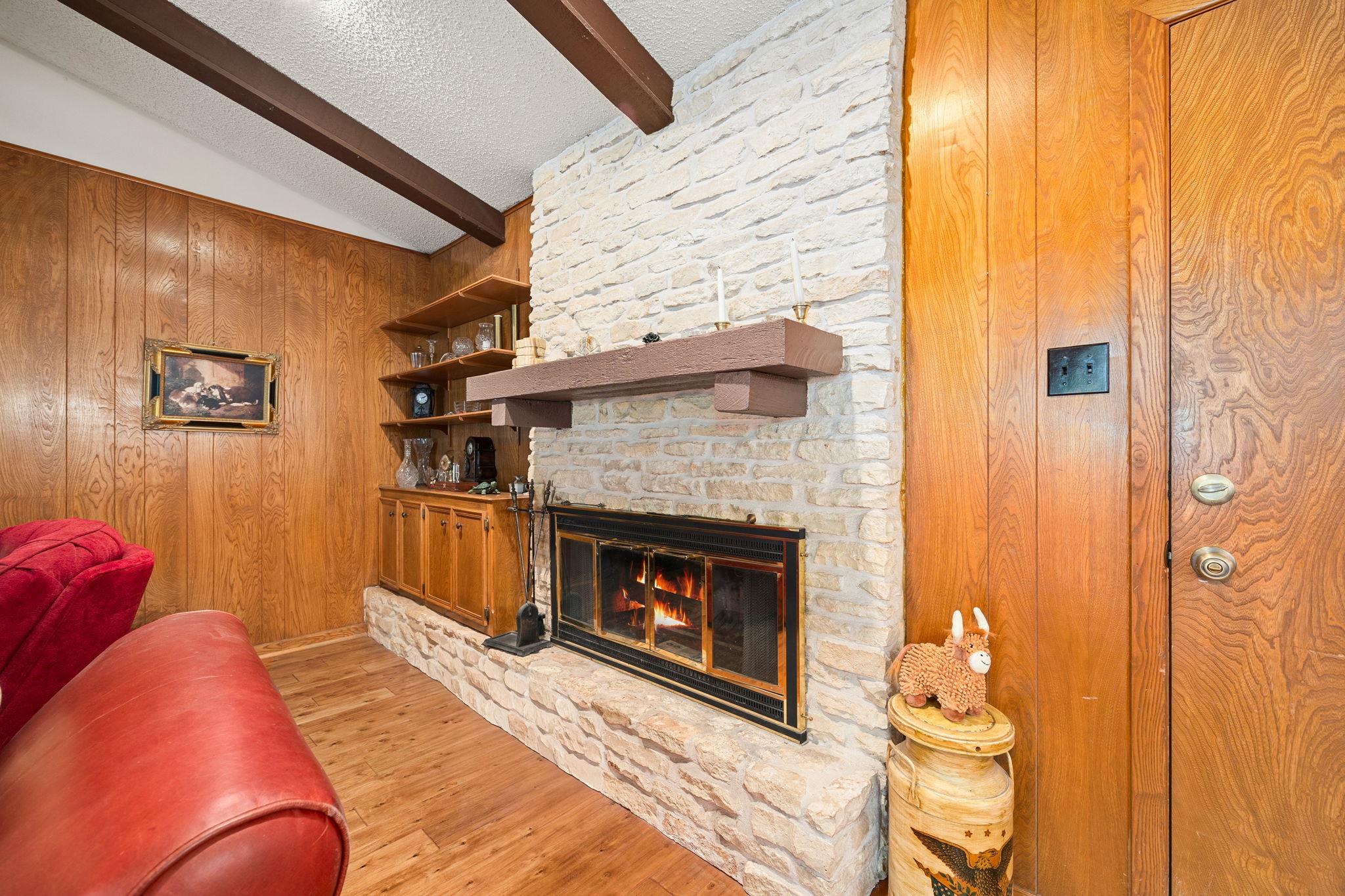 301 Dove Creek Dr, Round Rock, TX 78664