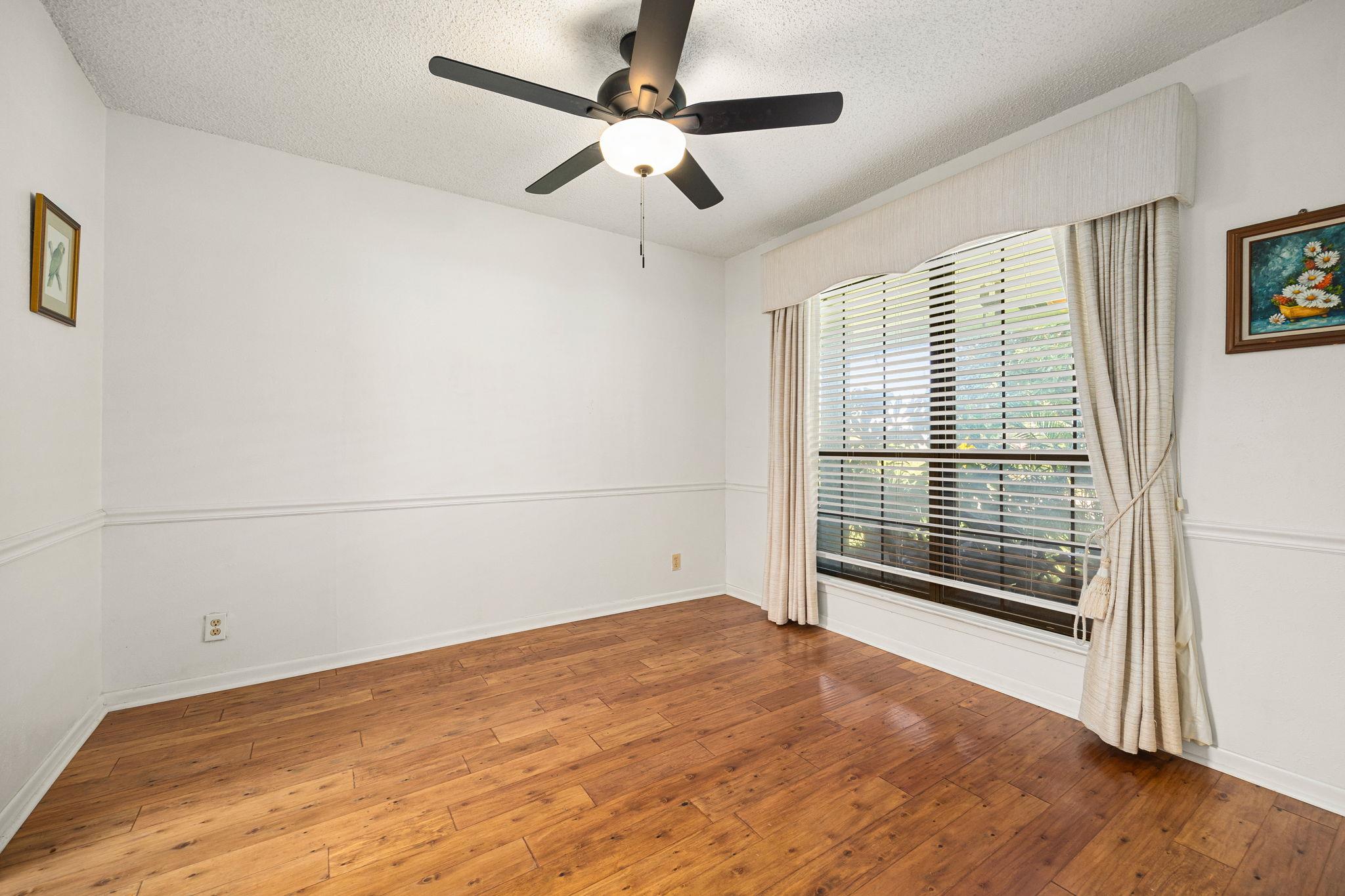 301 Dove Creek Dr, Round Rock, TX 78664