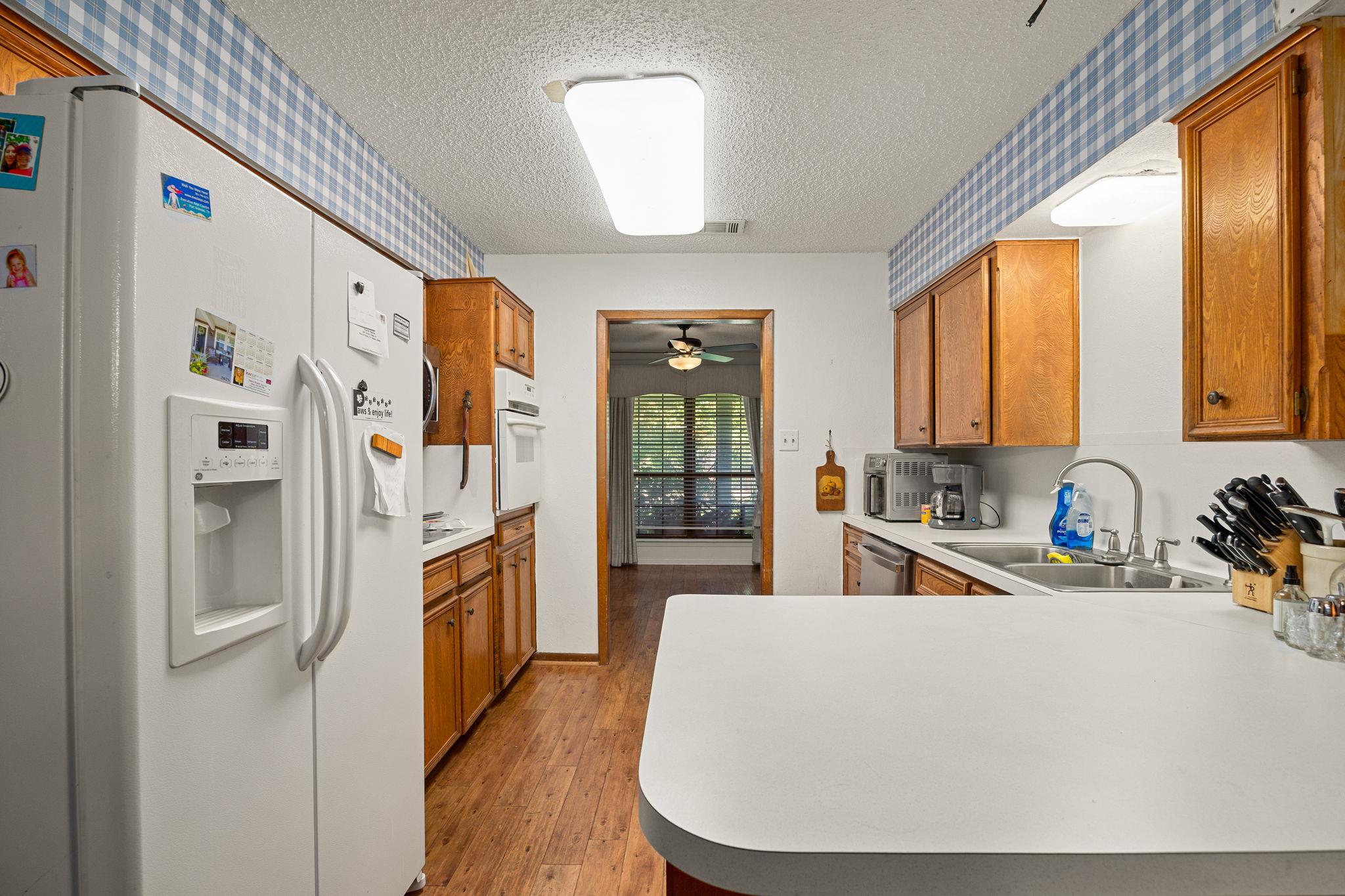 301 Dove Creek Dr, Round Rock, TX 78664