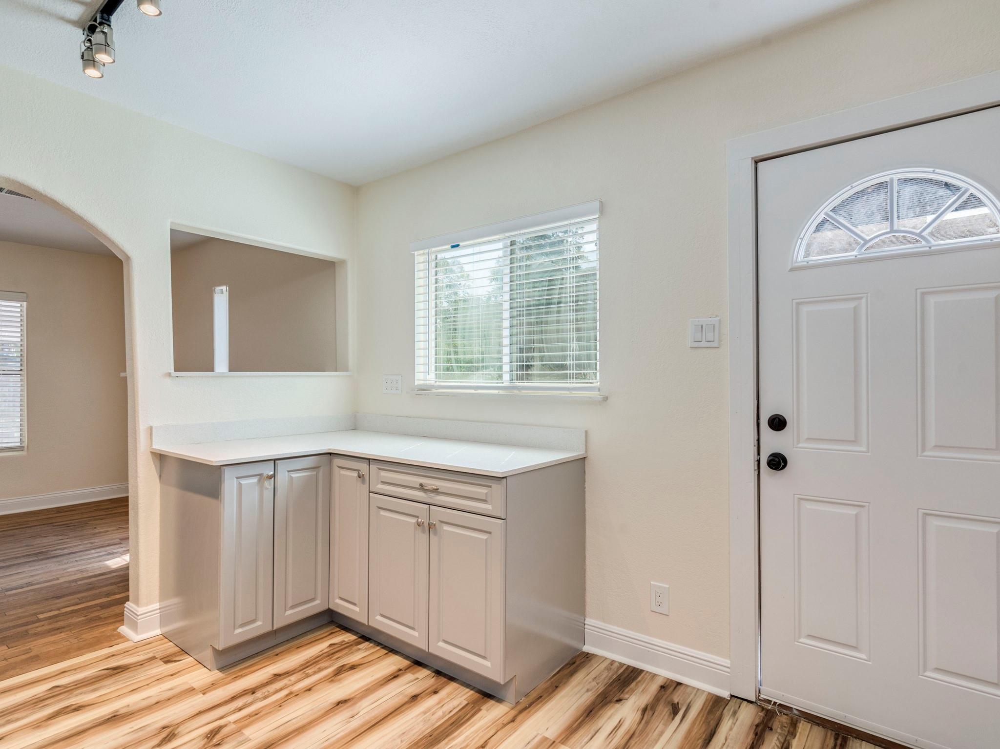 1008 Fiesta St, Austin, TX 78702