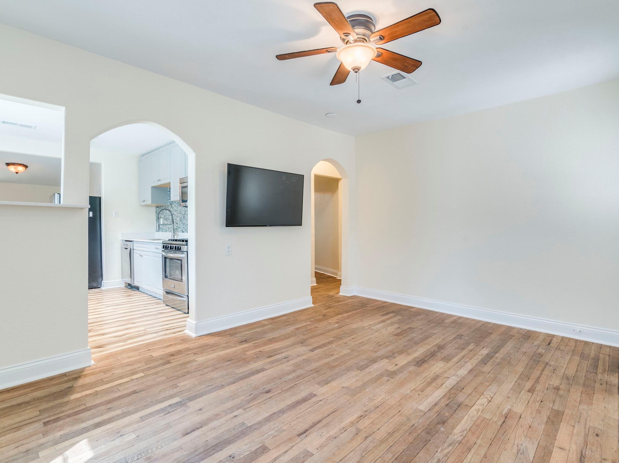 1008 Fiesta St, Austin, TX 78702