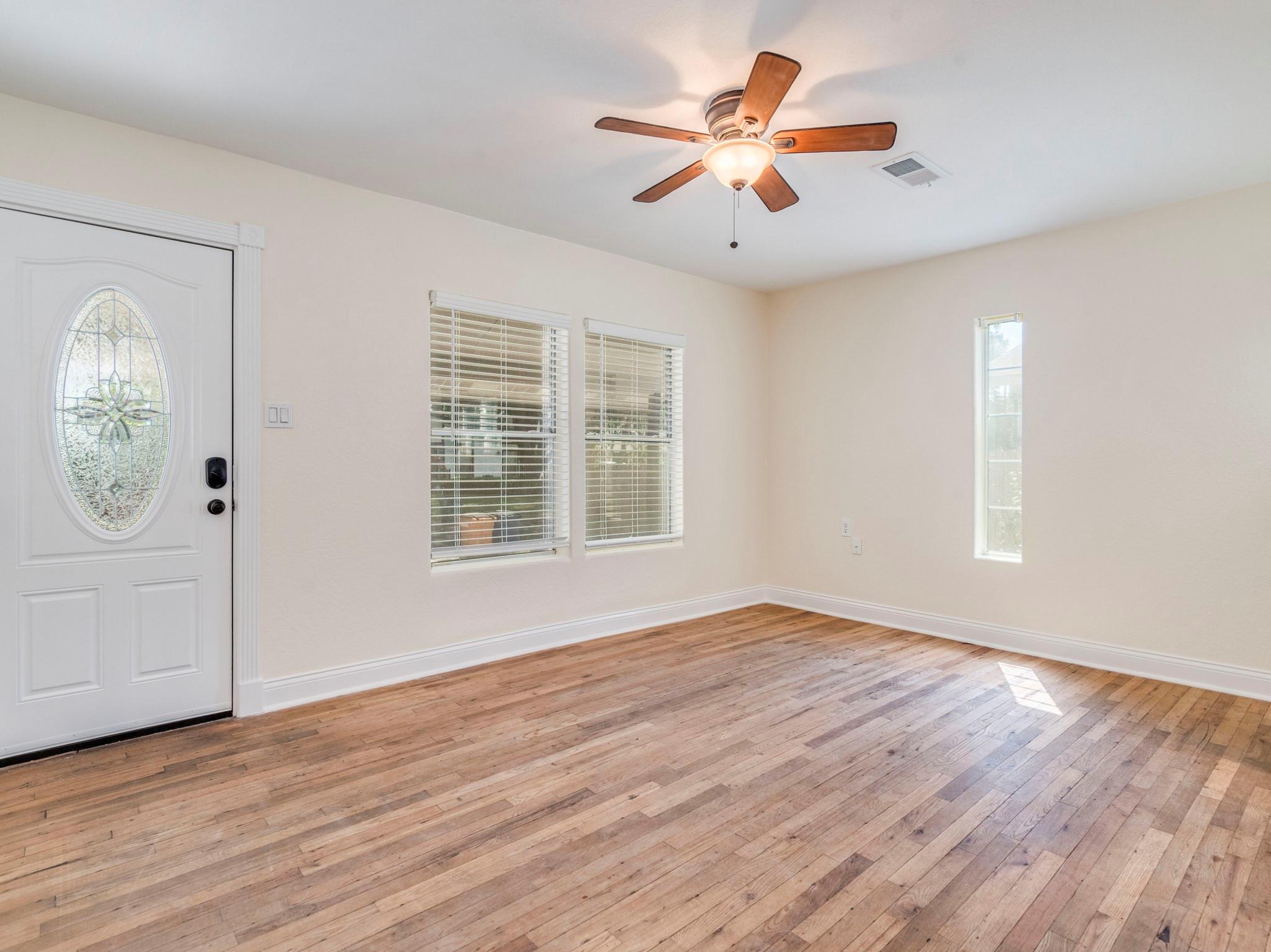 1008 Fiesta St, Austin, TX 78702