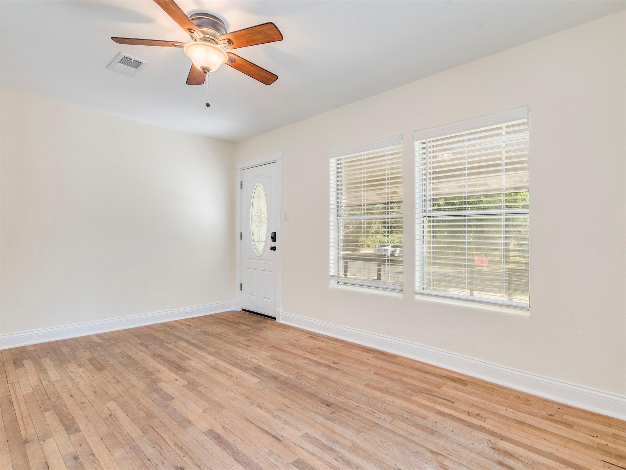 1008 Fiesta St, Austin, TX 78702