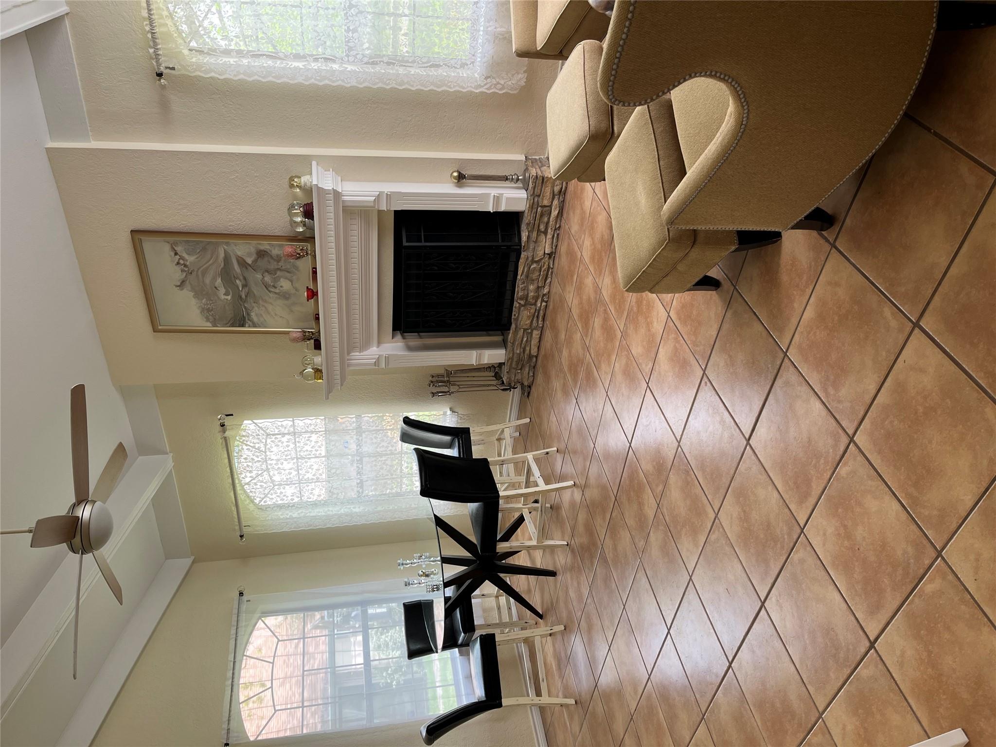 11 Townhouse Circle Cir, Wimberley, TX 78676